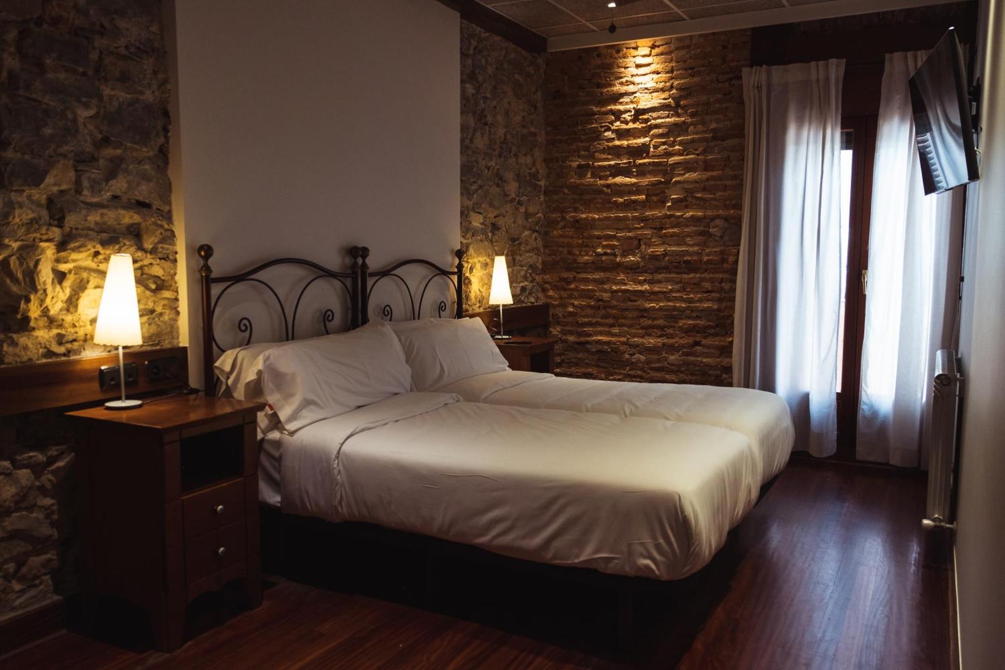 Dot Guest house *