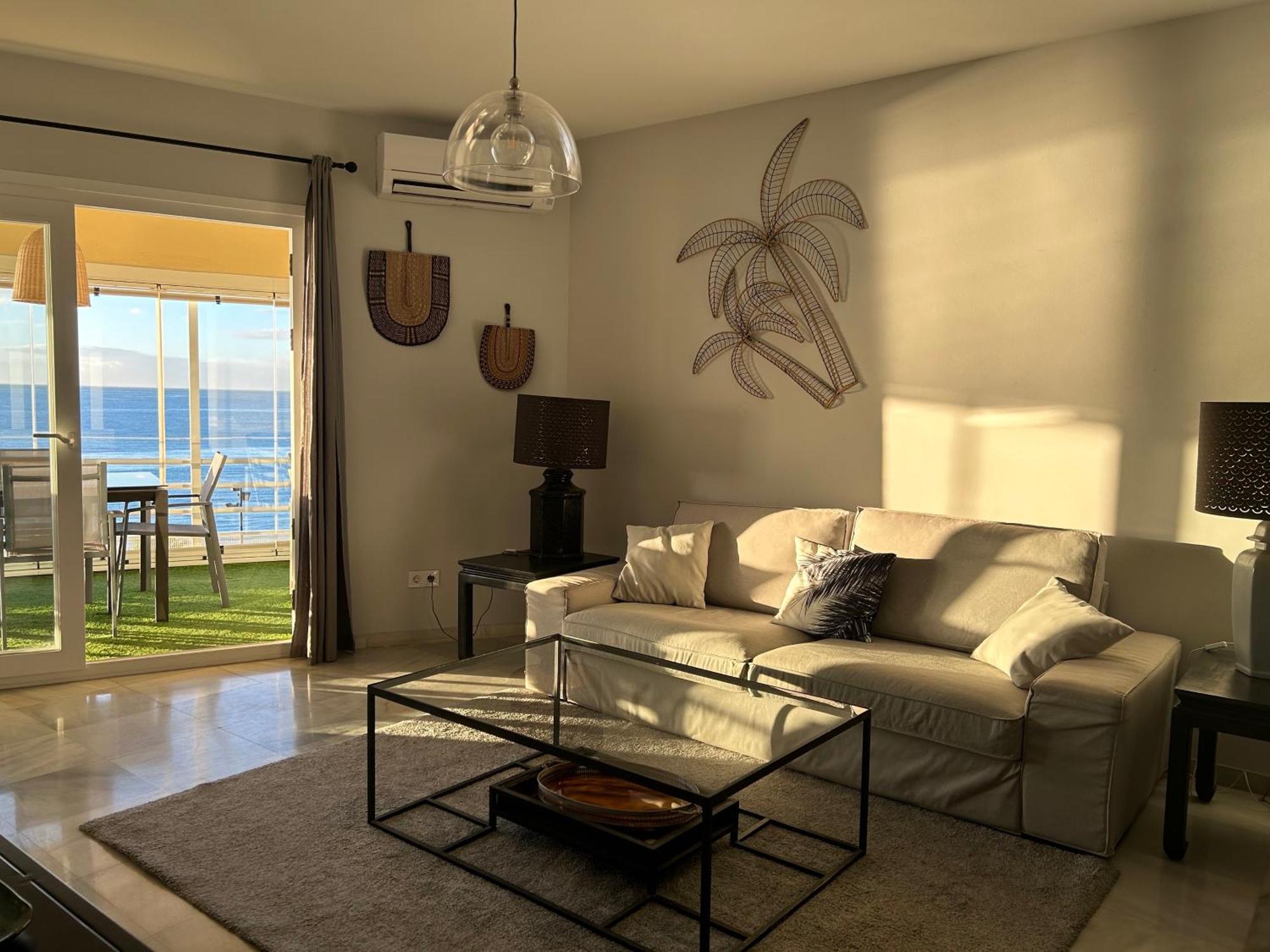 Apartamento En Primera Linea/beachfront Fuengirola