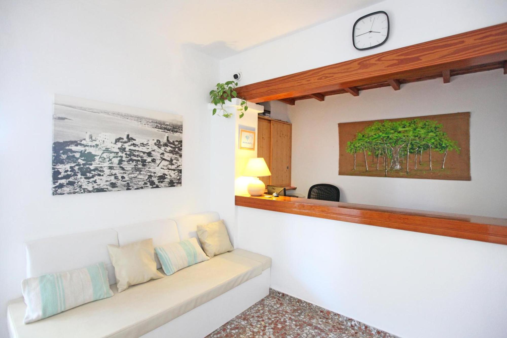 Marblau Pensión Ibiza