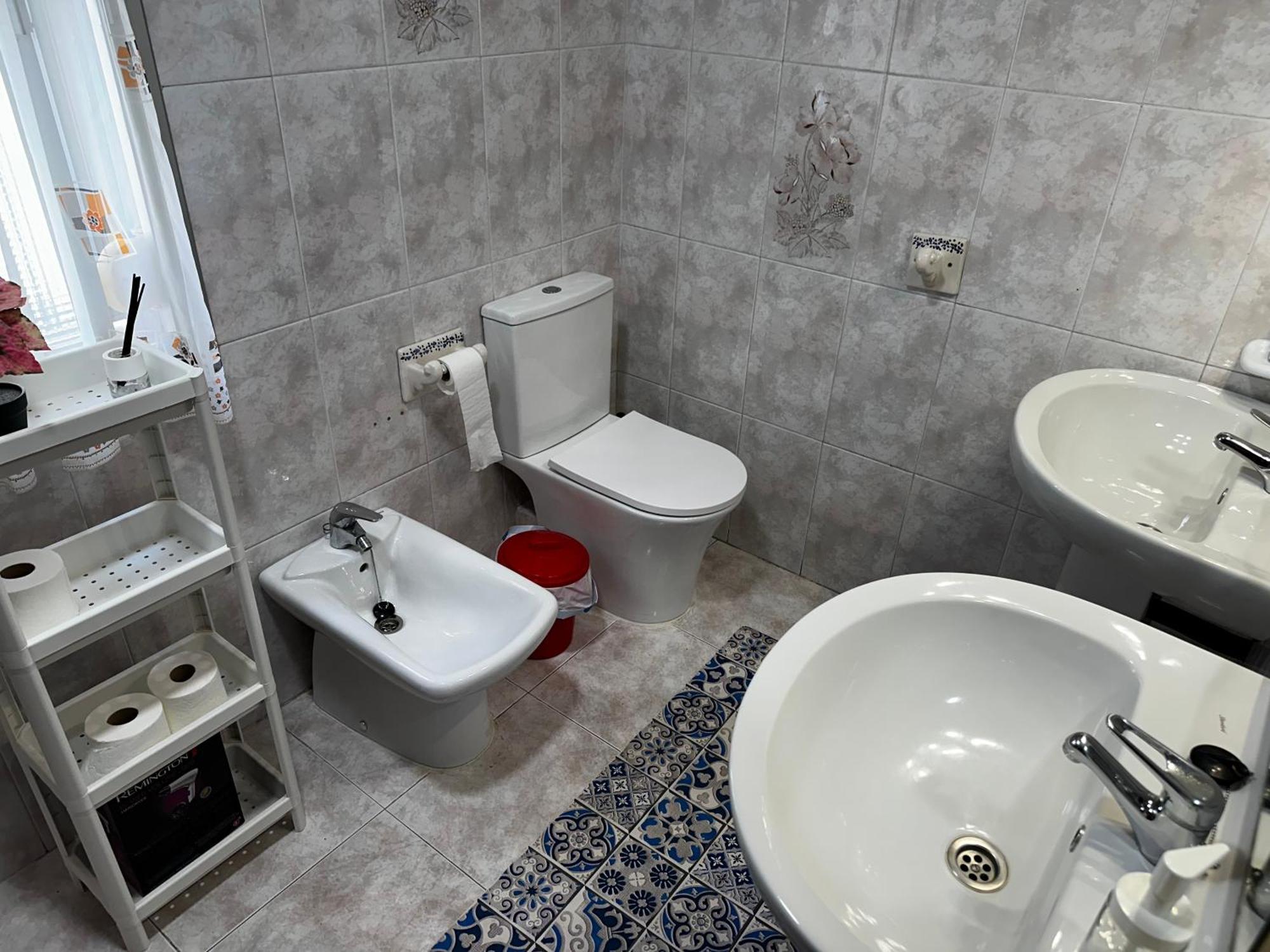Sevilla. En A 5 Minutos Del Centro De Sevilla Apartamento *