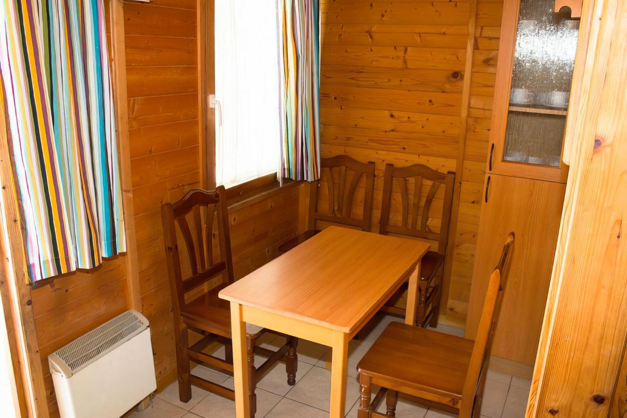 Arc De Bará Camping&bungalows *