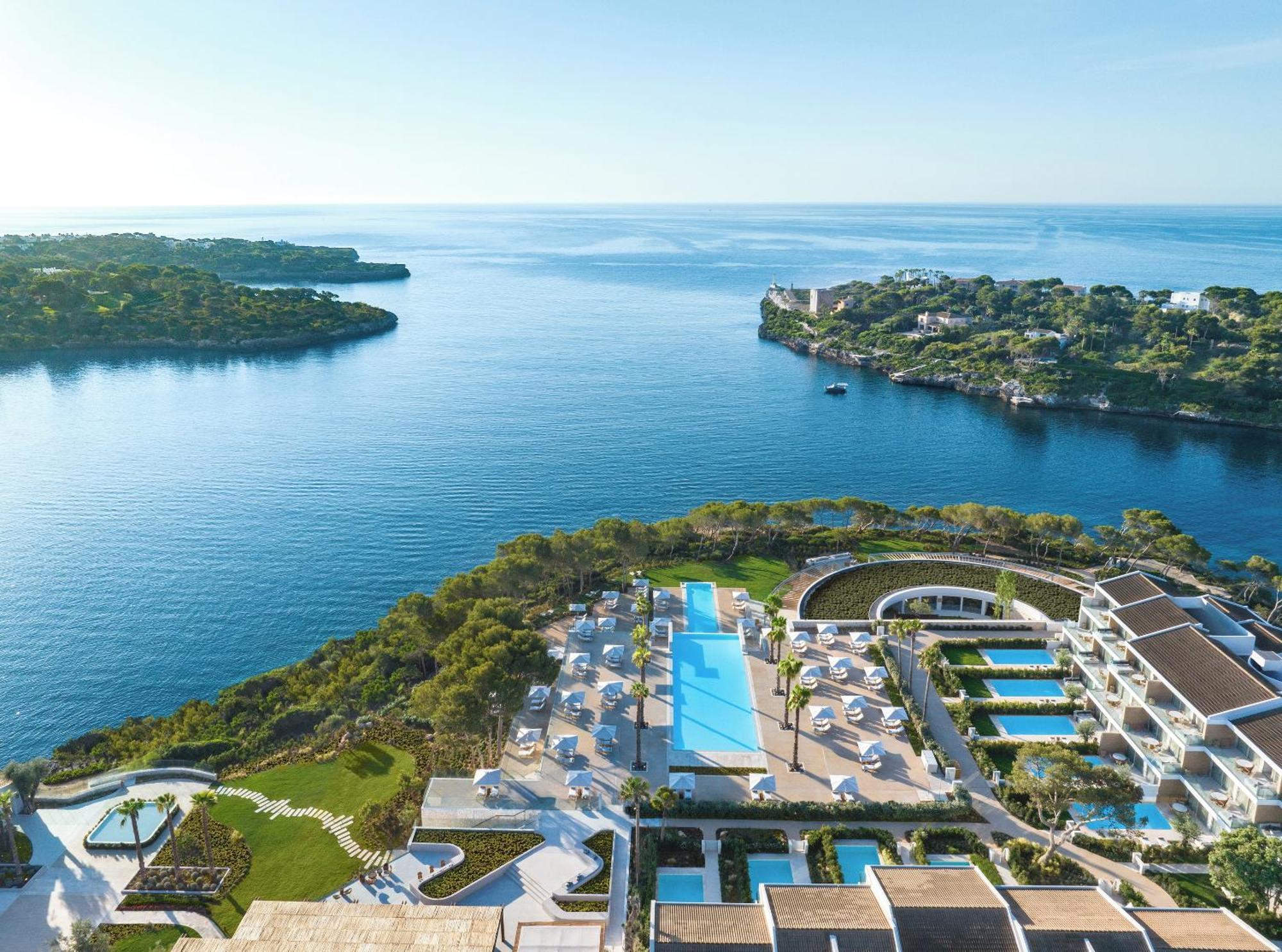 Resort Ikos Porto Petro Portopetro