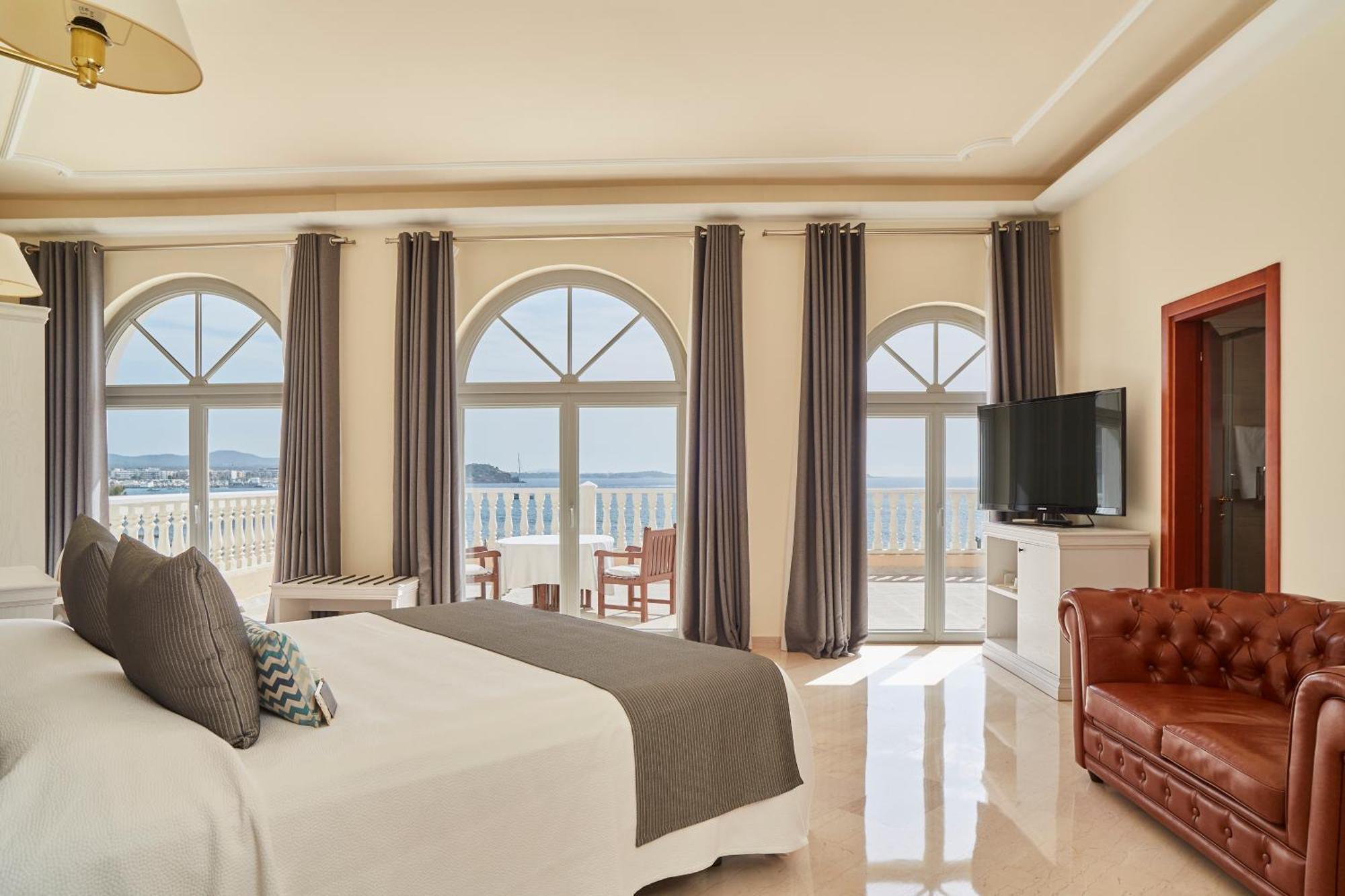Hotel Grand Palladium Santa Eulalia del Río