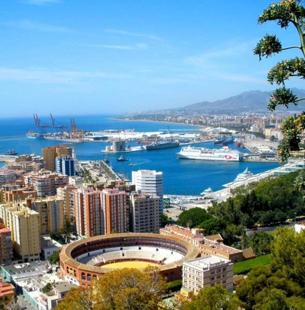 Luxury Beachfront With Pool, Sauna, Fitness And Gym In Province Malaga, Andalusia Apartment *