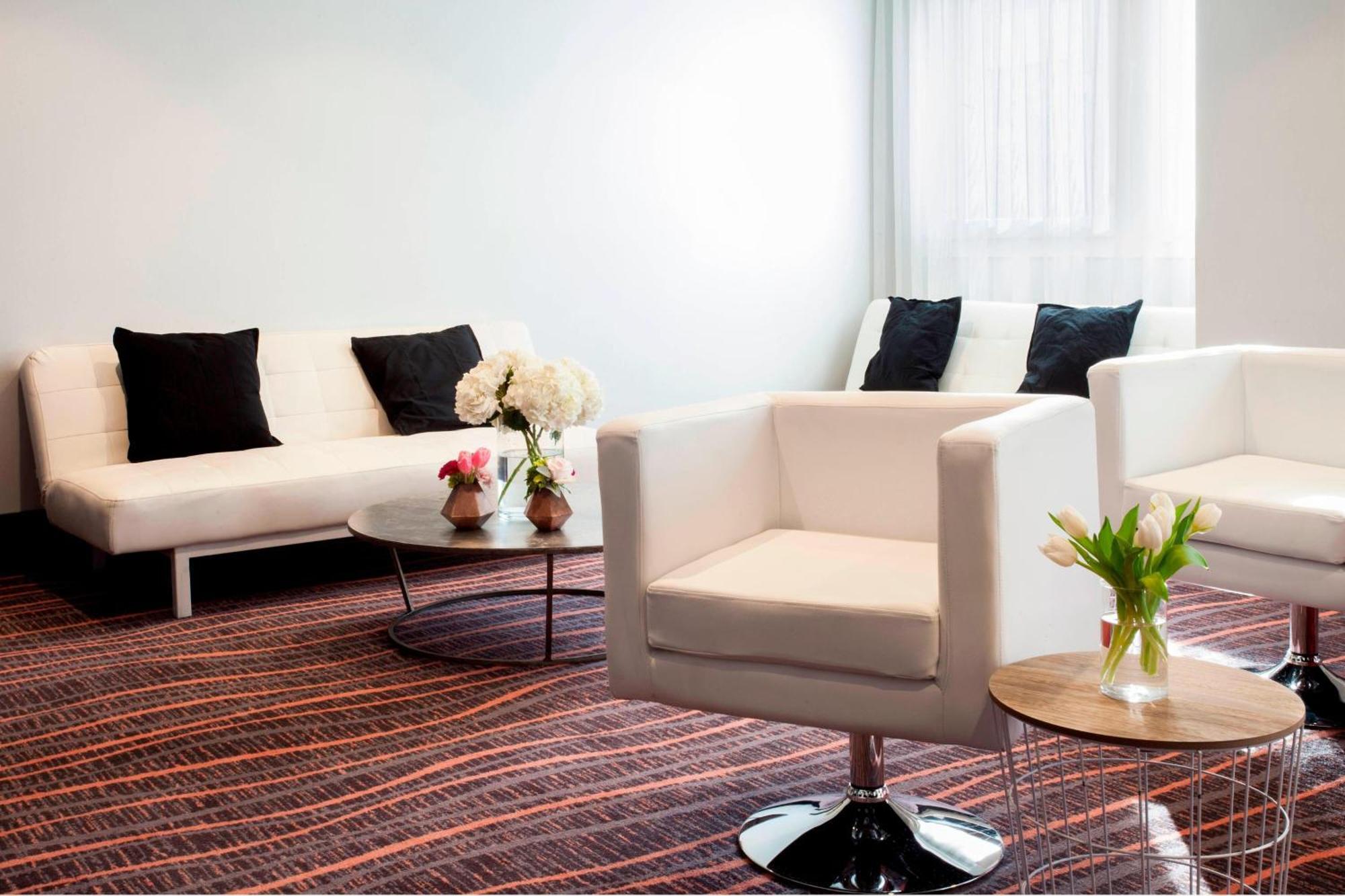 Marriott Auditorium Hotel&conference Center 4*