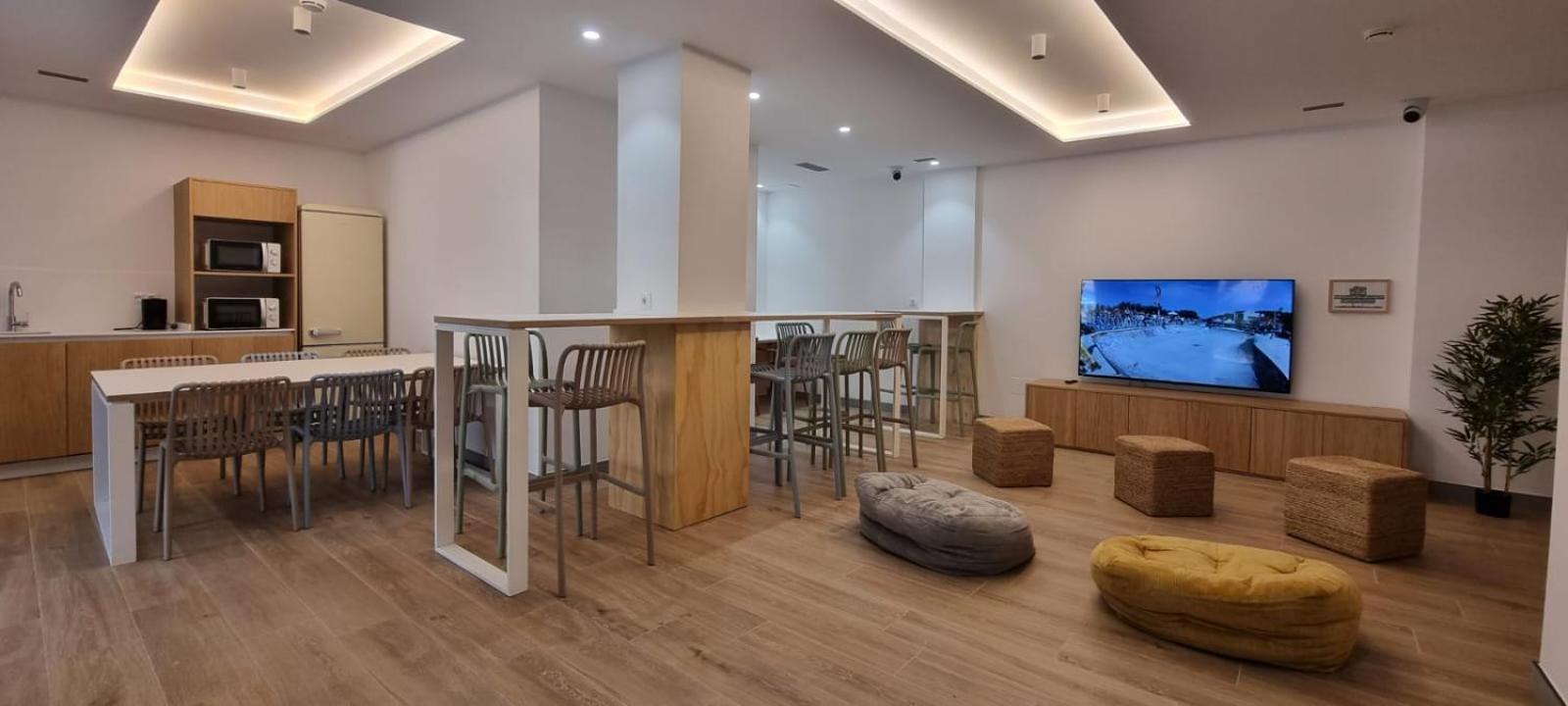 Aloha Surf Hostel