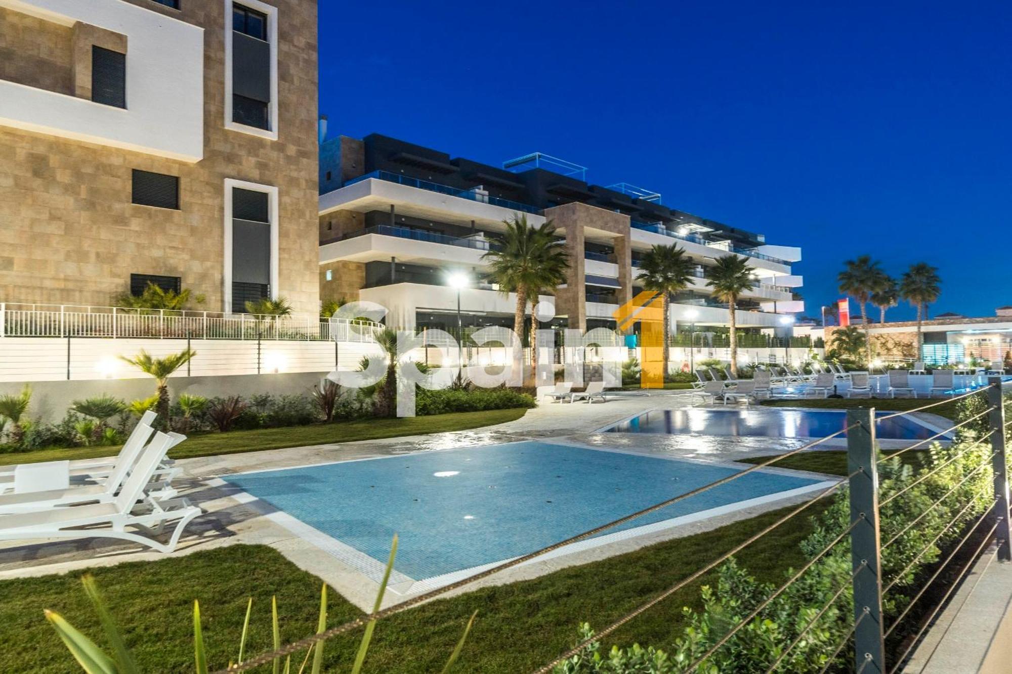 Apartamento 3 Bedrooms In Flamenca Village With 3 Pools, Sauna, Gym And Jacuzzi *