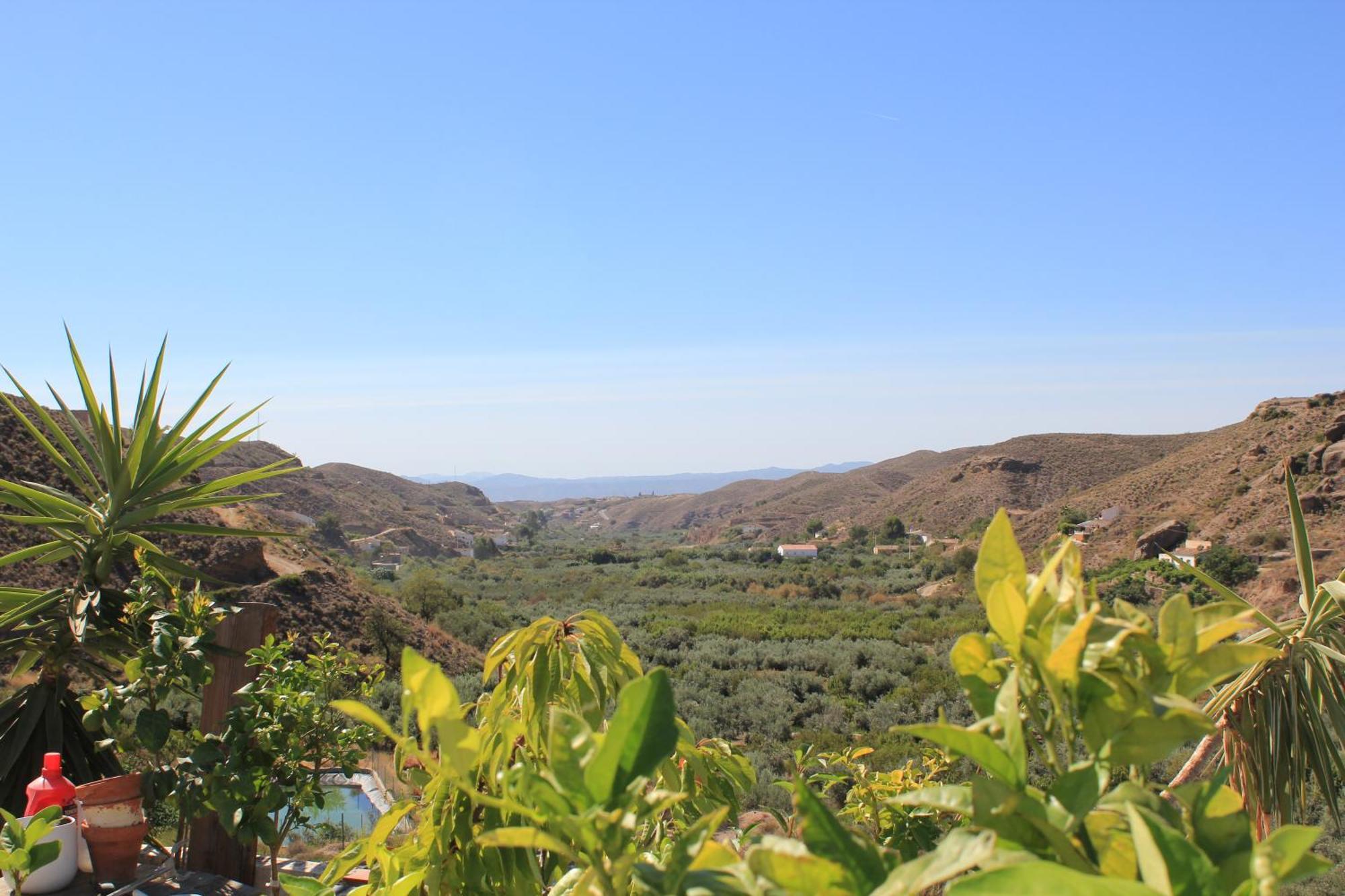 Rojo - An With Shared Pool & Hot Tub With Stunning Views In Oria