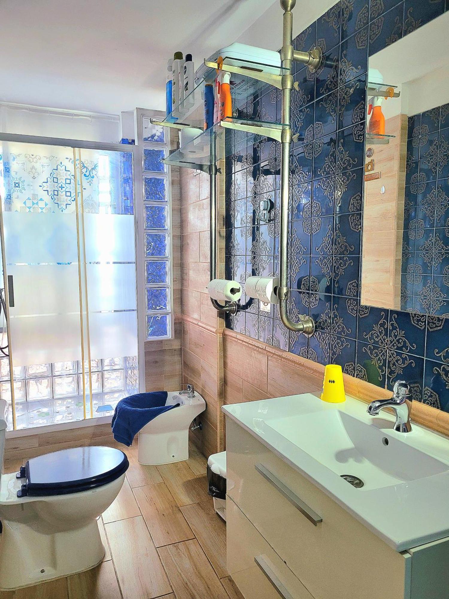 Apartment - Bien Situado En Zona Comercial - Buenas Conexiones Santa Cruz de Tenerife