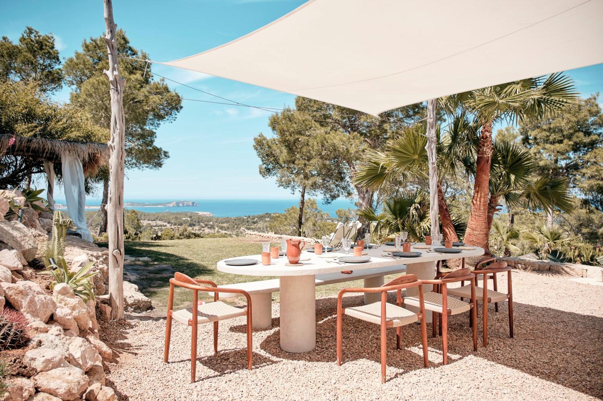 Blue Hill House, King-Of-Hill Villa With Amazing Scenery, Sunset & Sea View Holiday home Sant Josep de sa Talaia