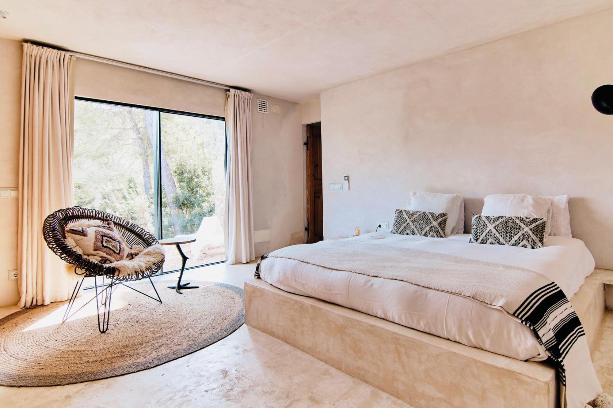 Blue Hill House, King-Of-Hill Villa With Amazing Scenery, Sunset & Sea View *