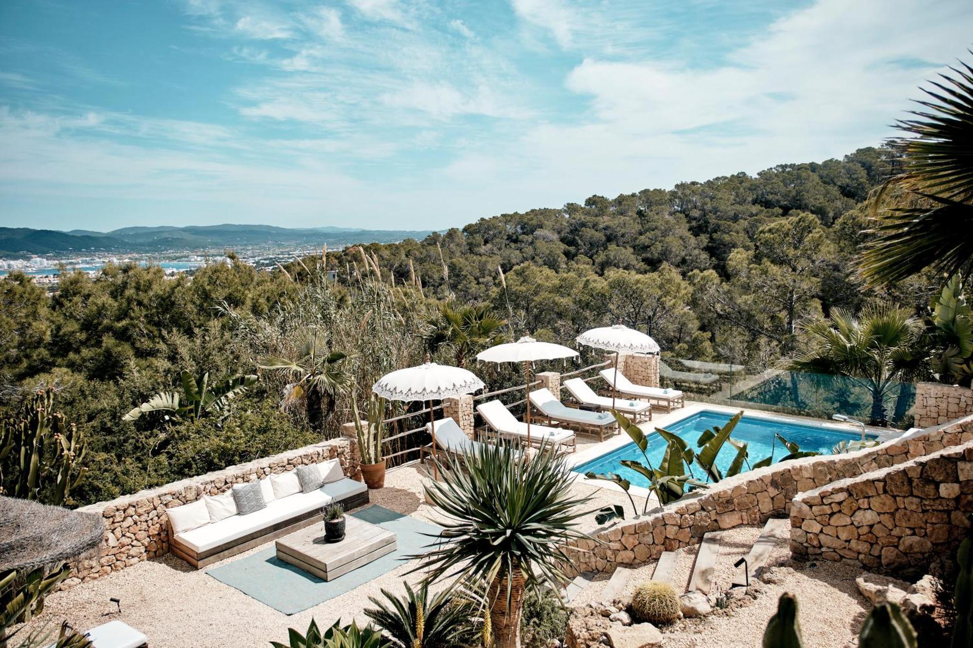 Holiday home Blue Hill House, King-Of-Hill Villa With Amazing Scenery, Sunset & Sea View *