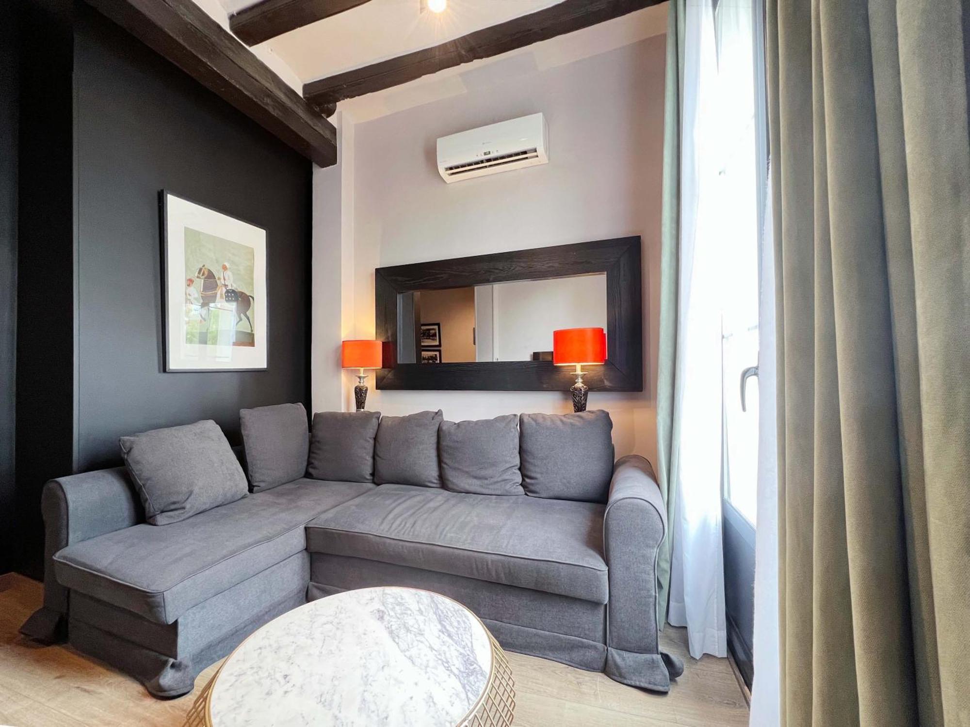 U-nique Est Apartment