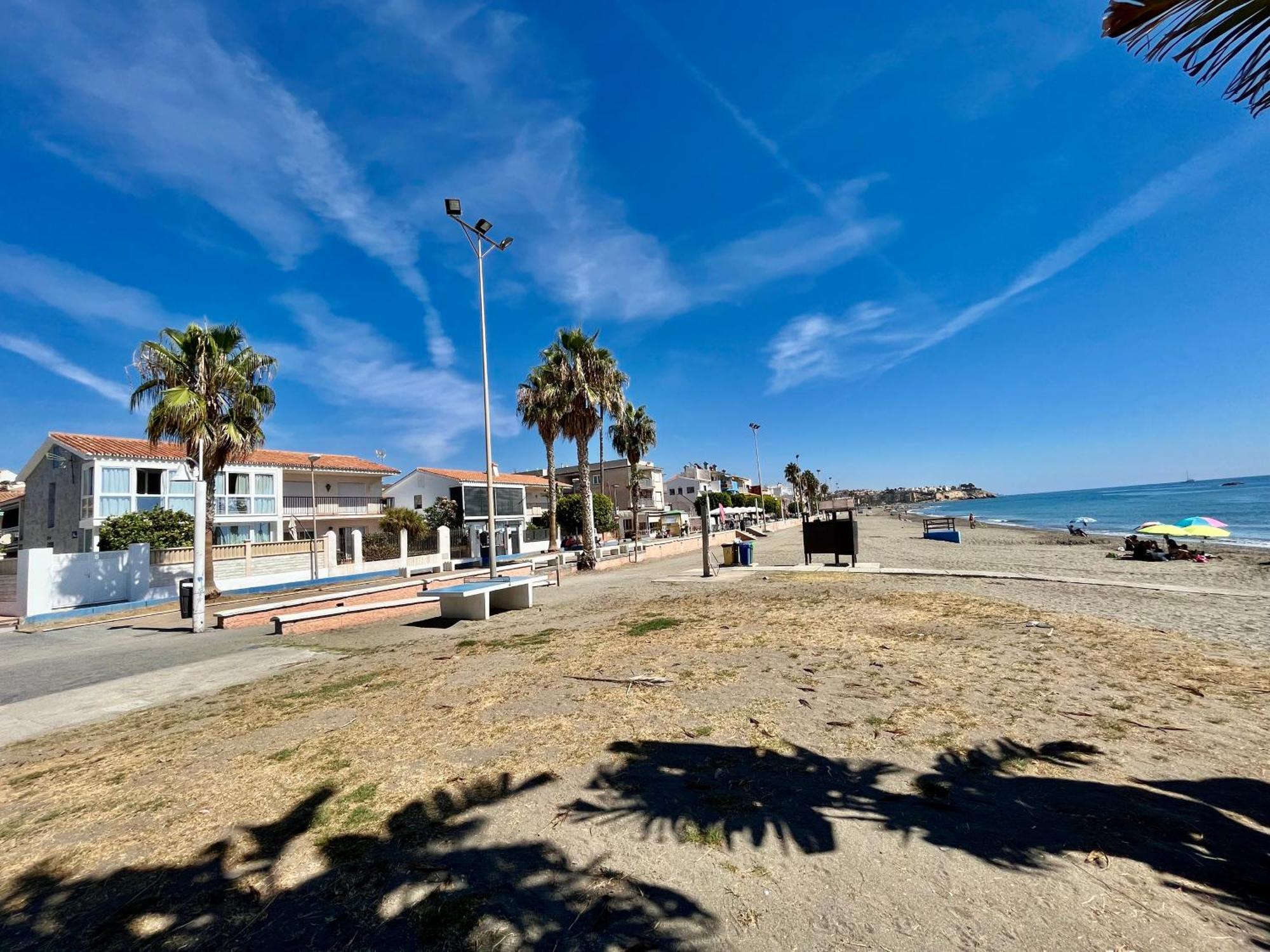 De Playa Reformado Apartamento