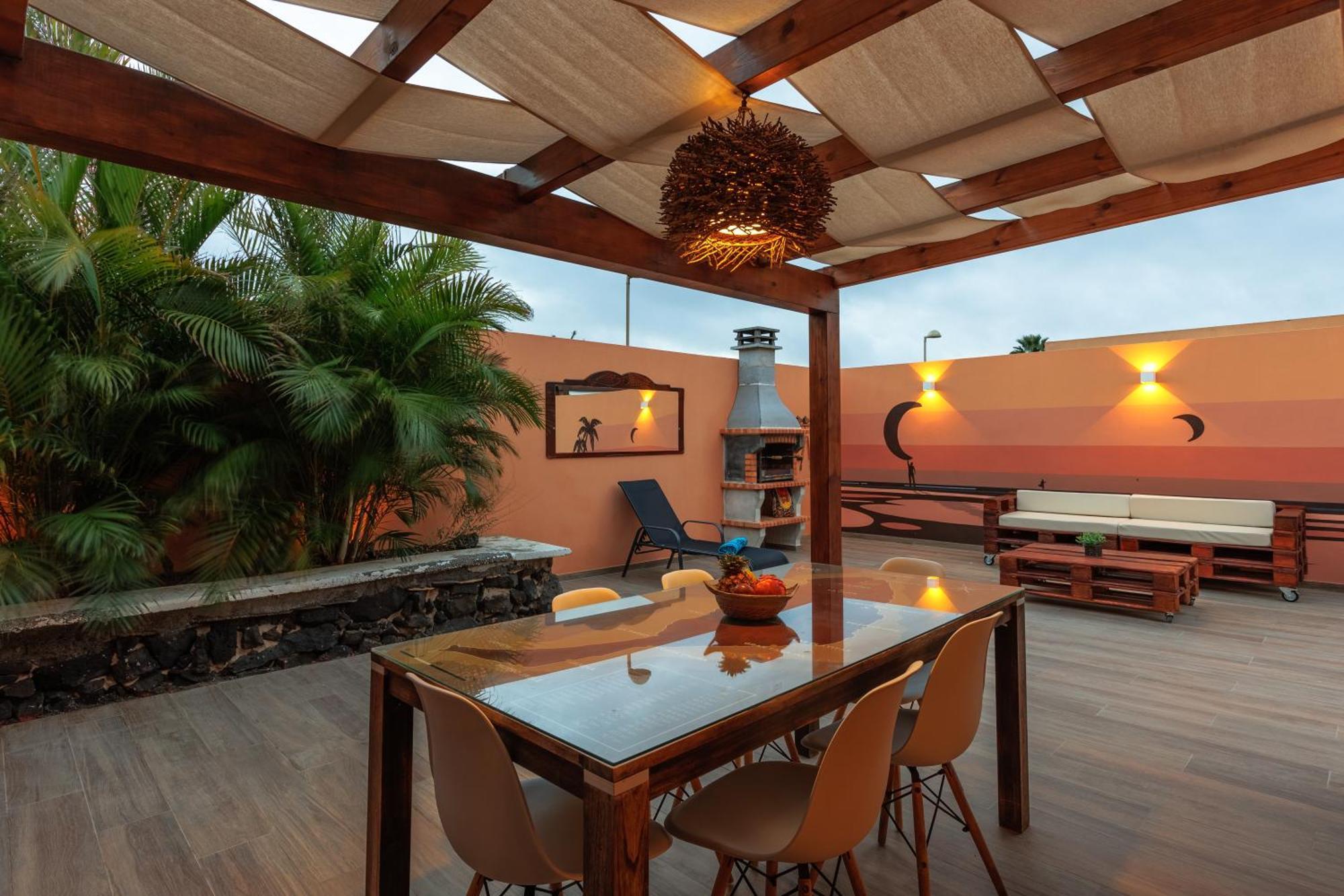 Jacuzzi & Barbecue Villa La Oliva
