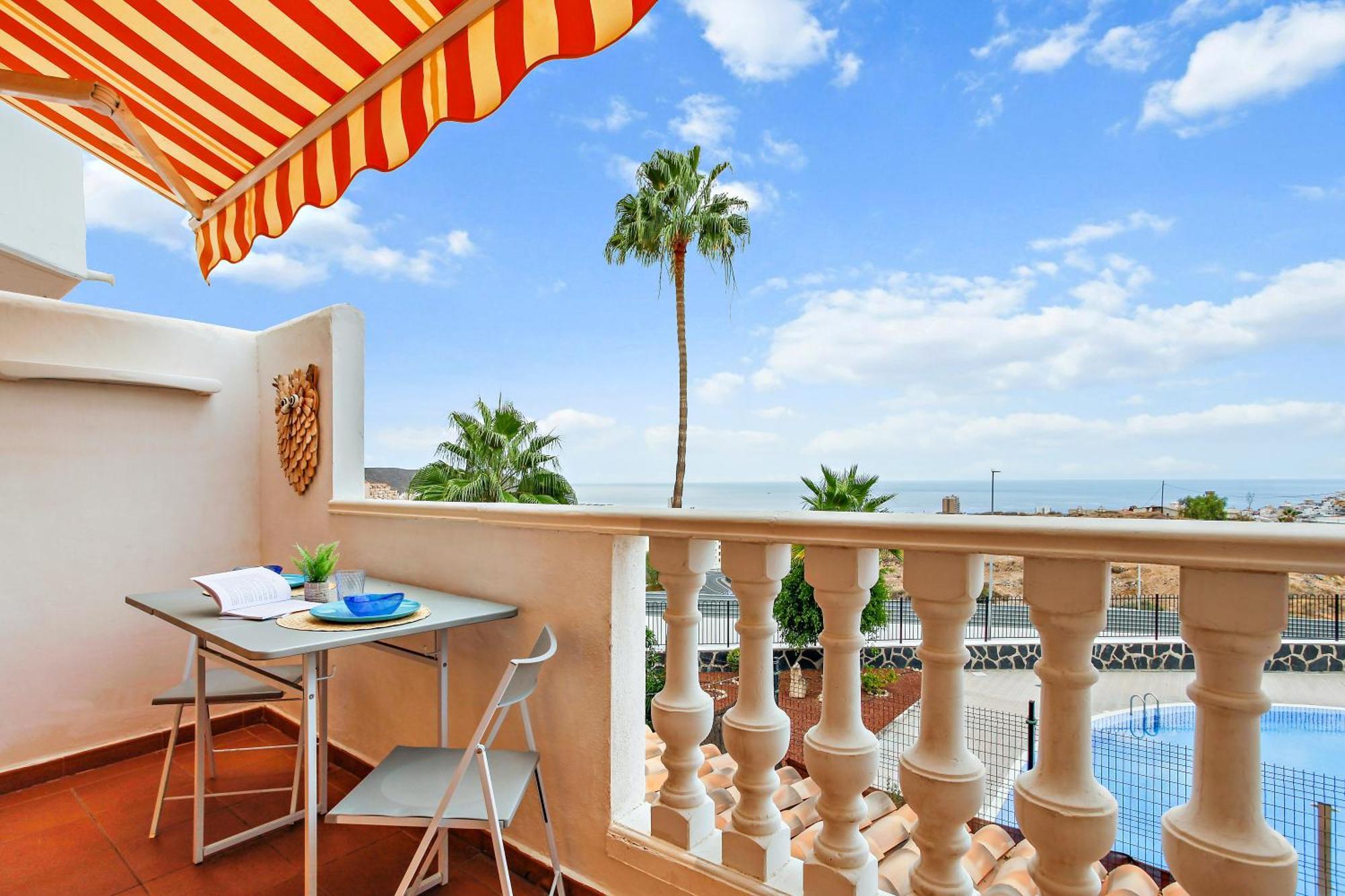 Apartment 1 Bedroom Giuly Sea Views In Cristianos *