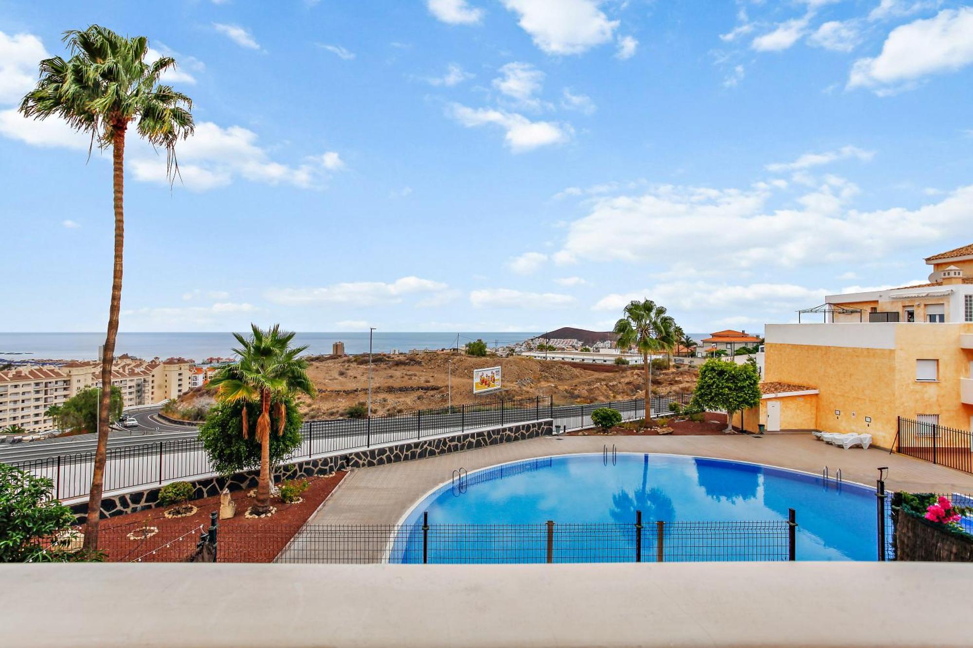 1 Bedroom Giuly Sea Views In Cristianos Apartment *
