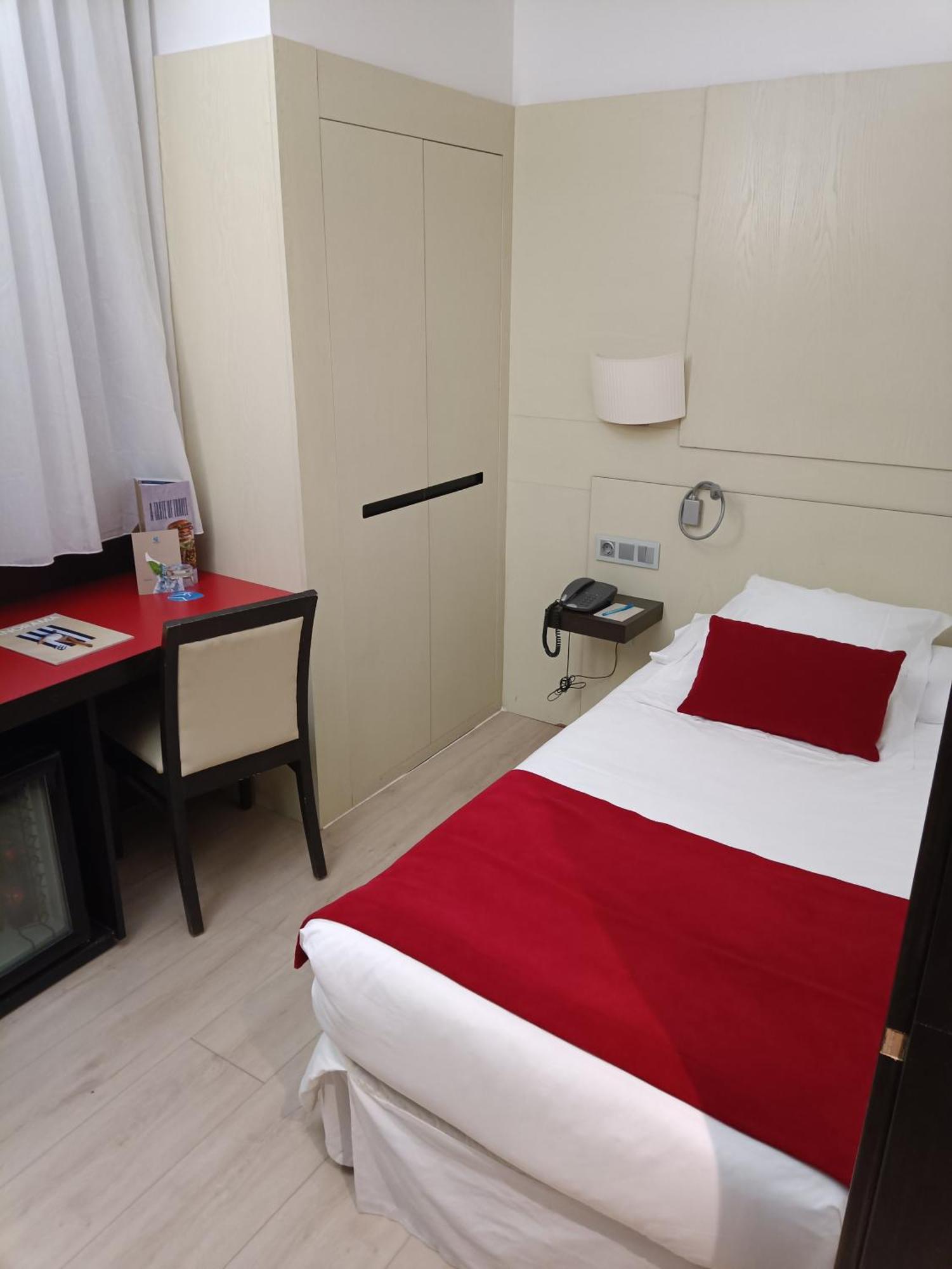 Grupotel Gravina 3*
