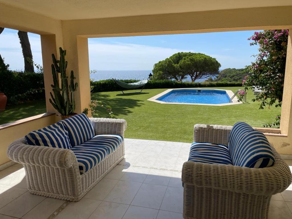 Sea View House With Private Pool And Garden *