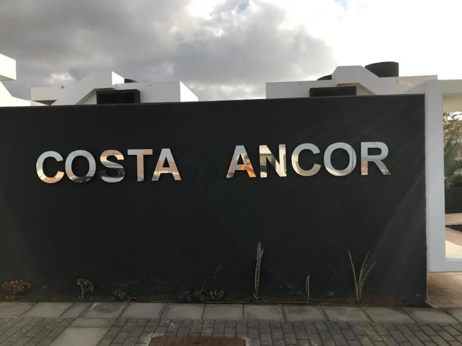Marta & Lorenzo Apartment. Fuerteventura La Oliva
