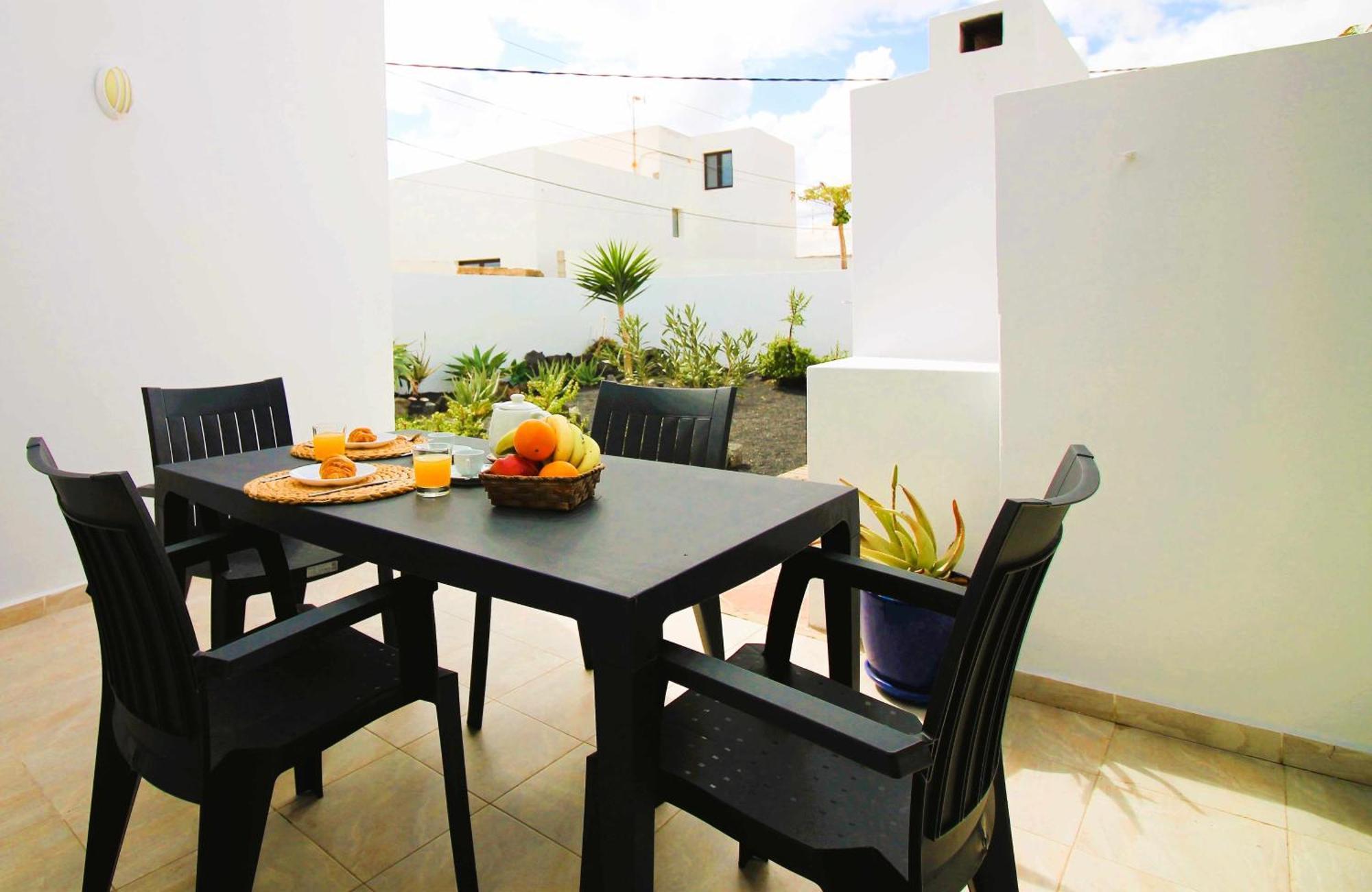 Сasa de vacaciones Casa Tabaiba Con Jardin Y Barbacoa Tías