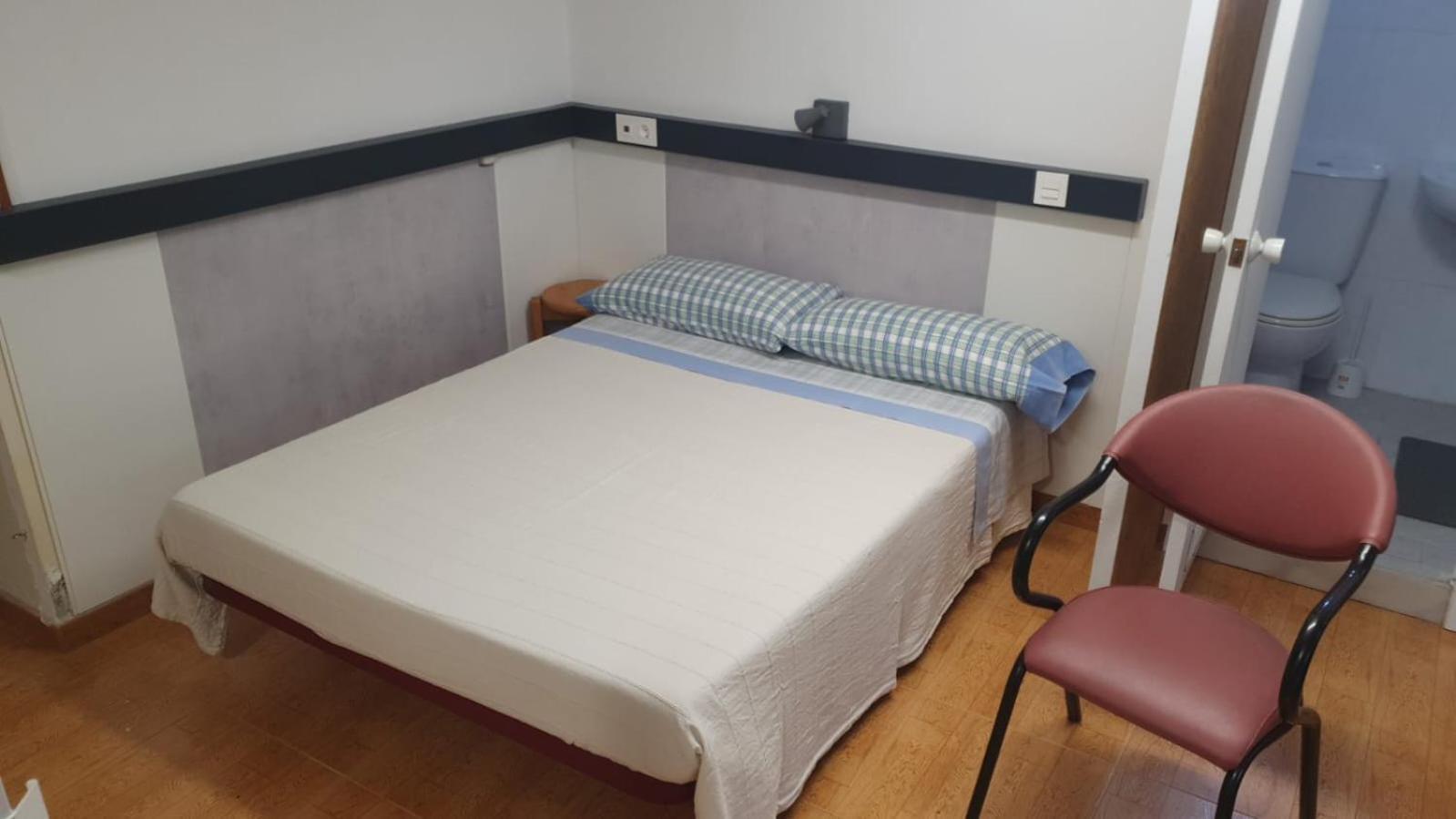 ** Abaca Guest house