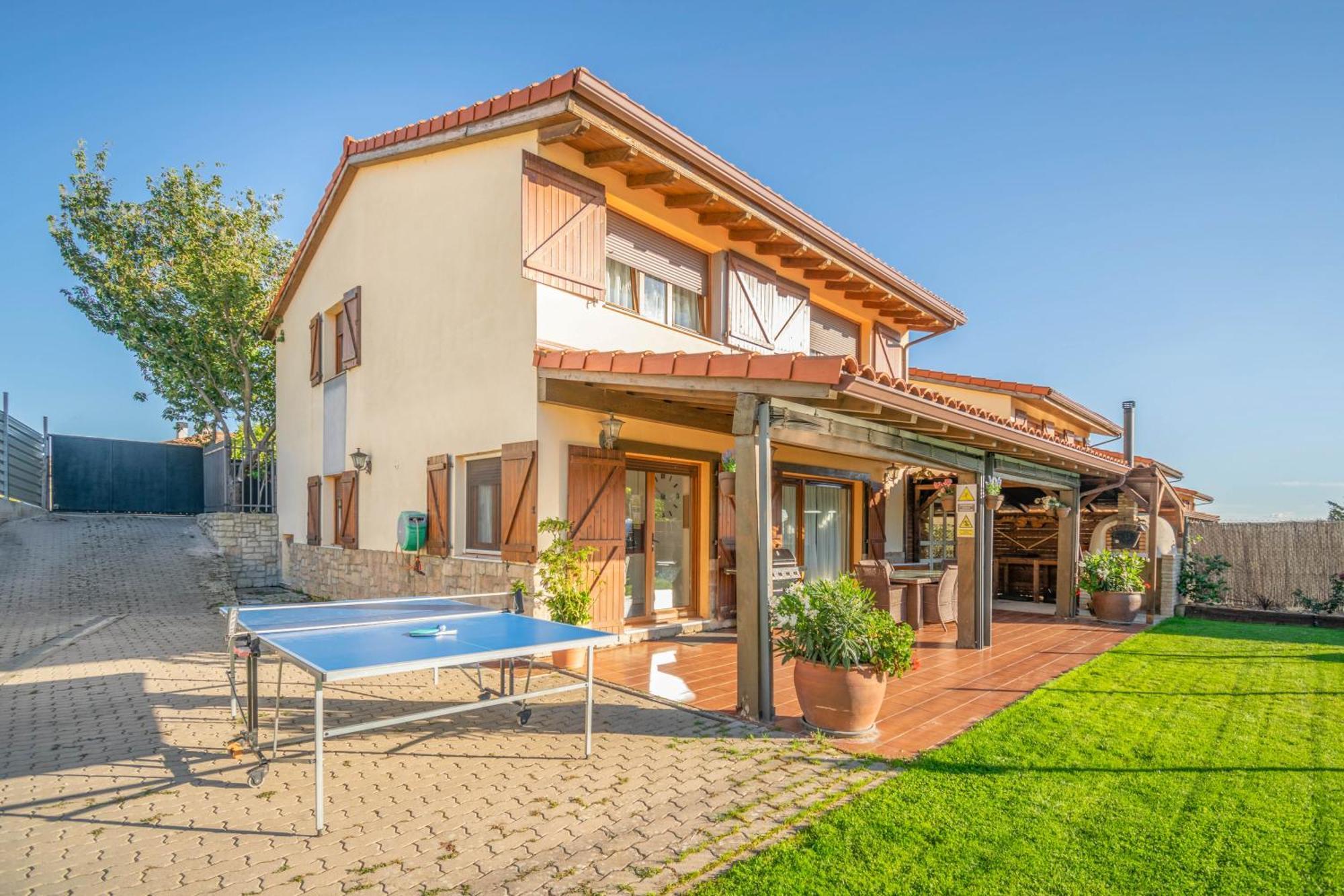 Сasa de vacaciones Casa Valdizarbe, Espectacular Proxima A Pamplona *
