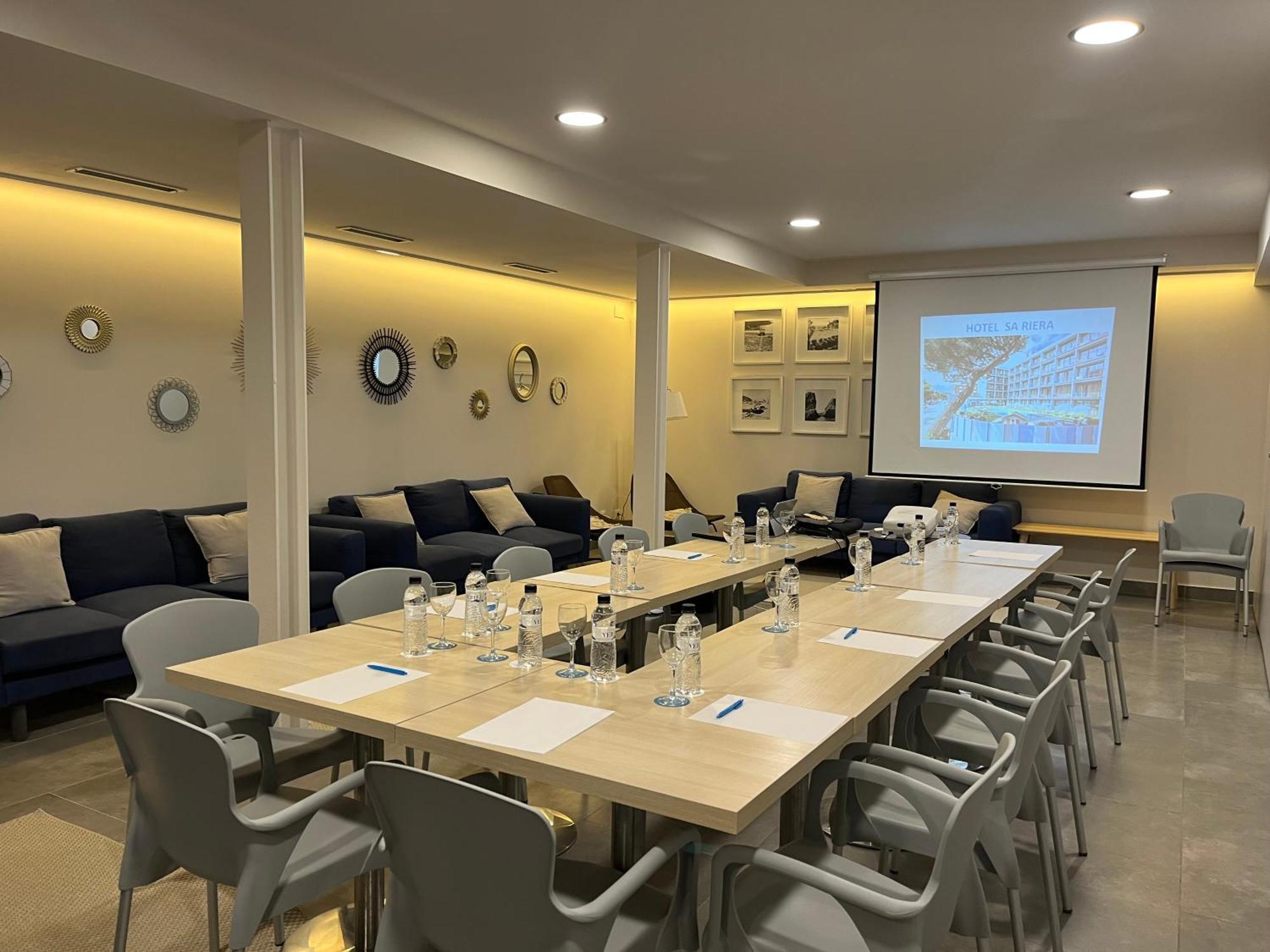 Ght Sa Riera Hotel