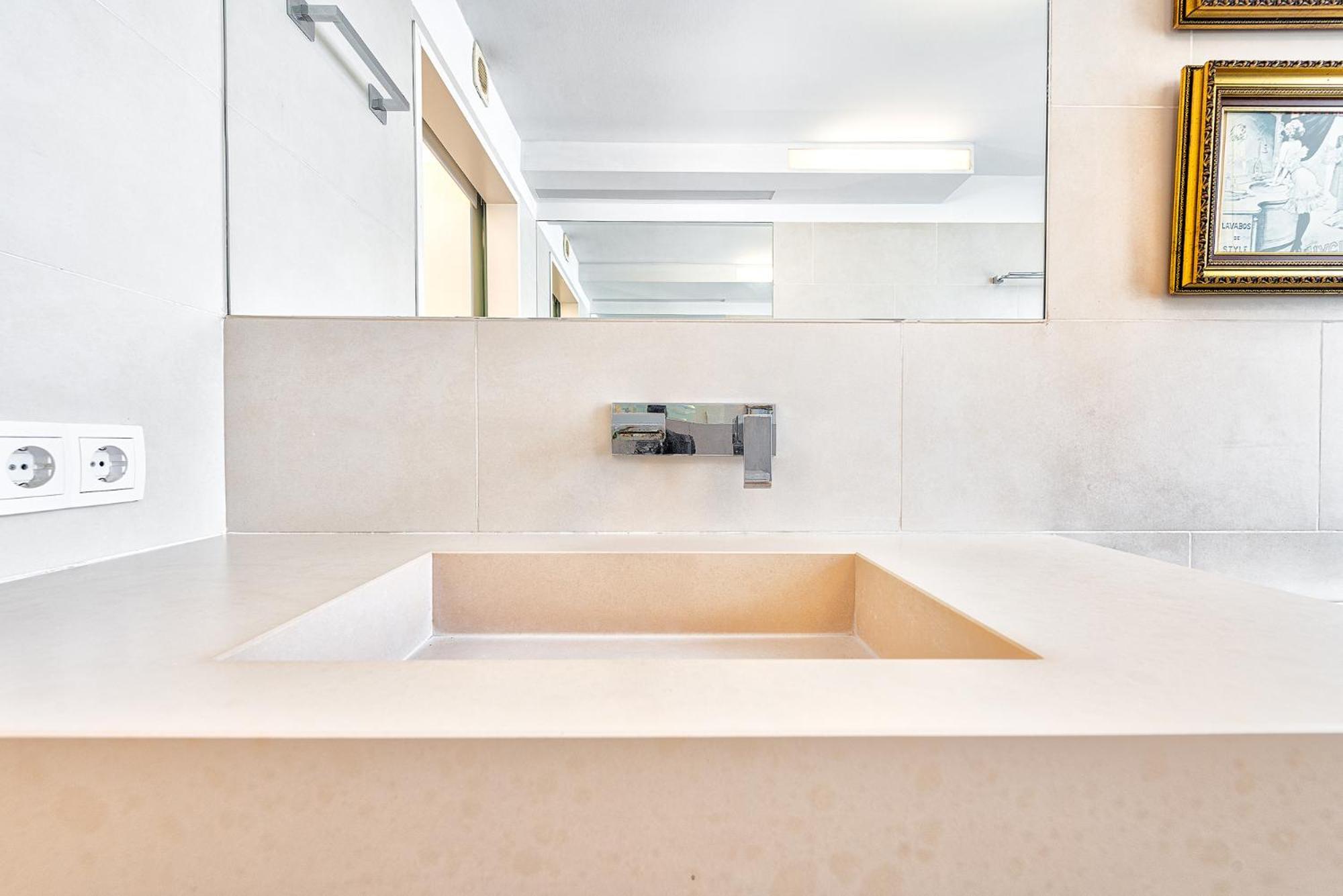 Apartamento Luxury First Line Apartment. *