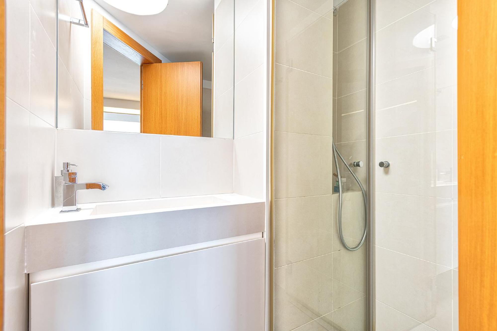 Luxury First Line Apartment. *