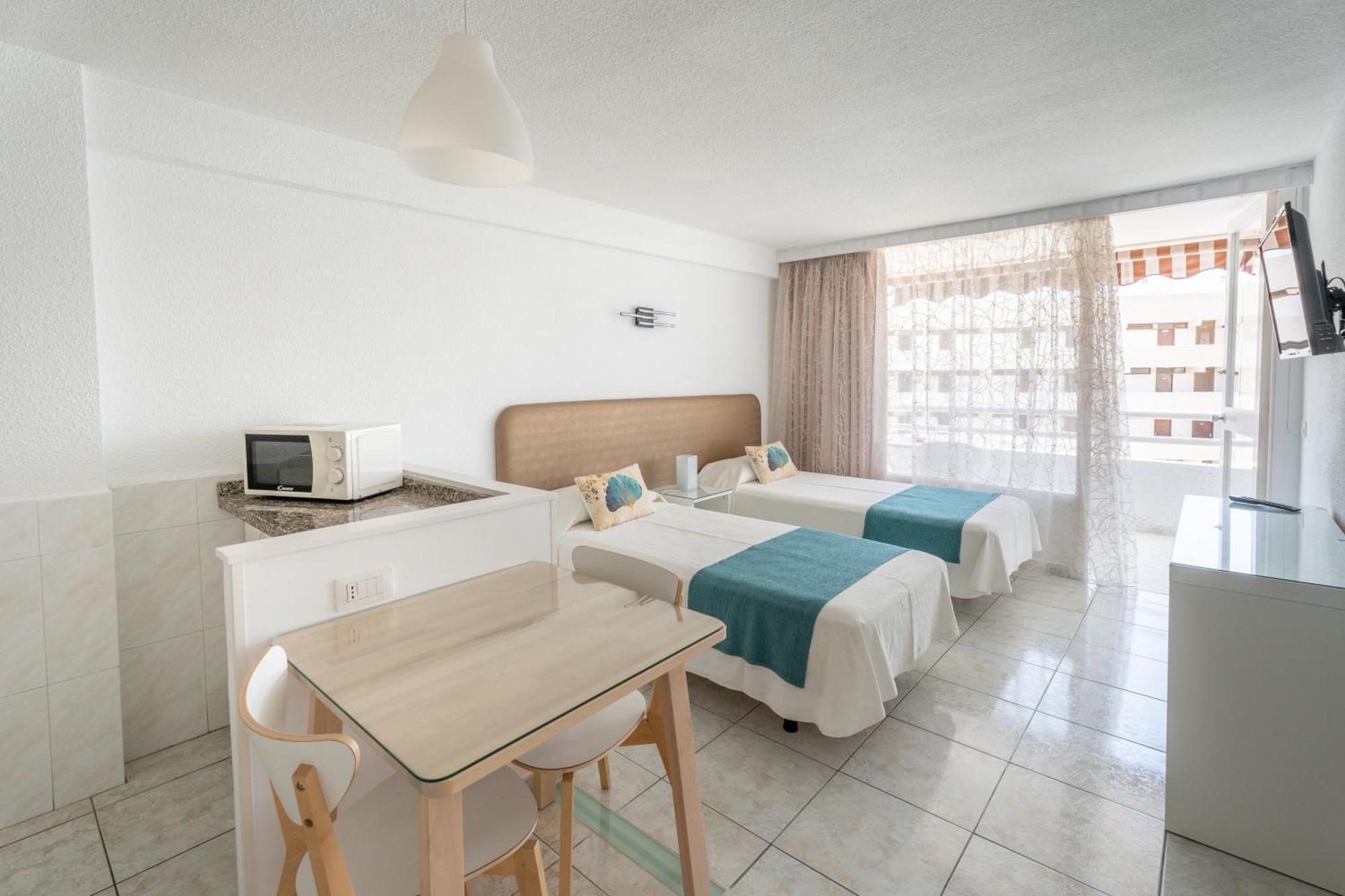 Borinquen Apartahotel