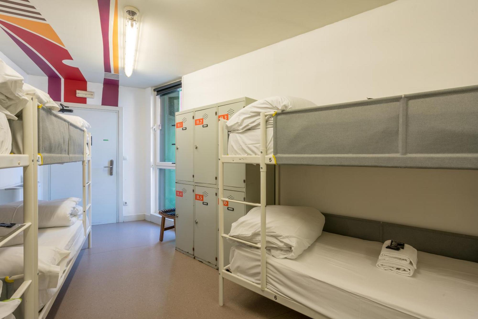 Ganbara - Self Check In Hostel *