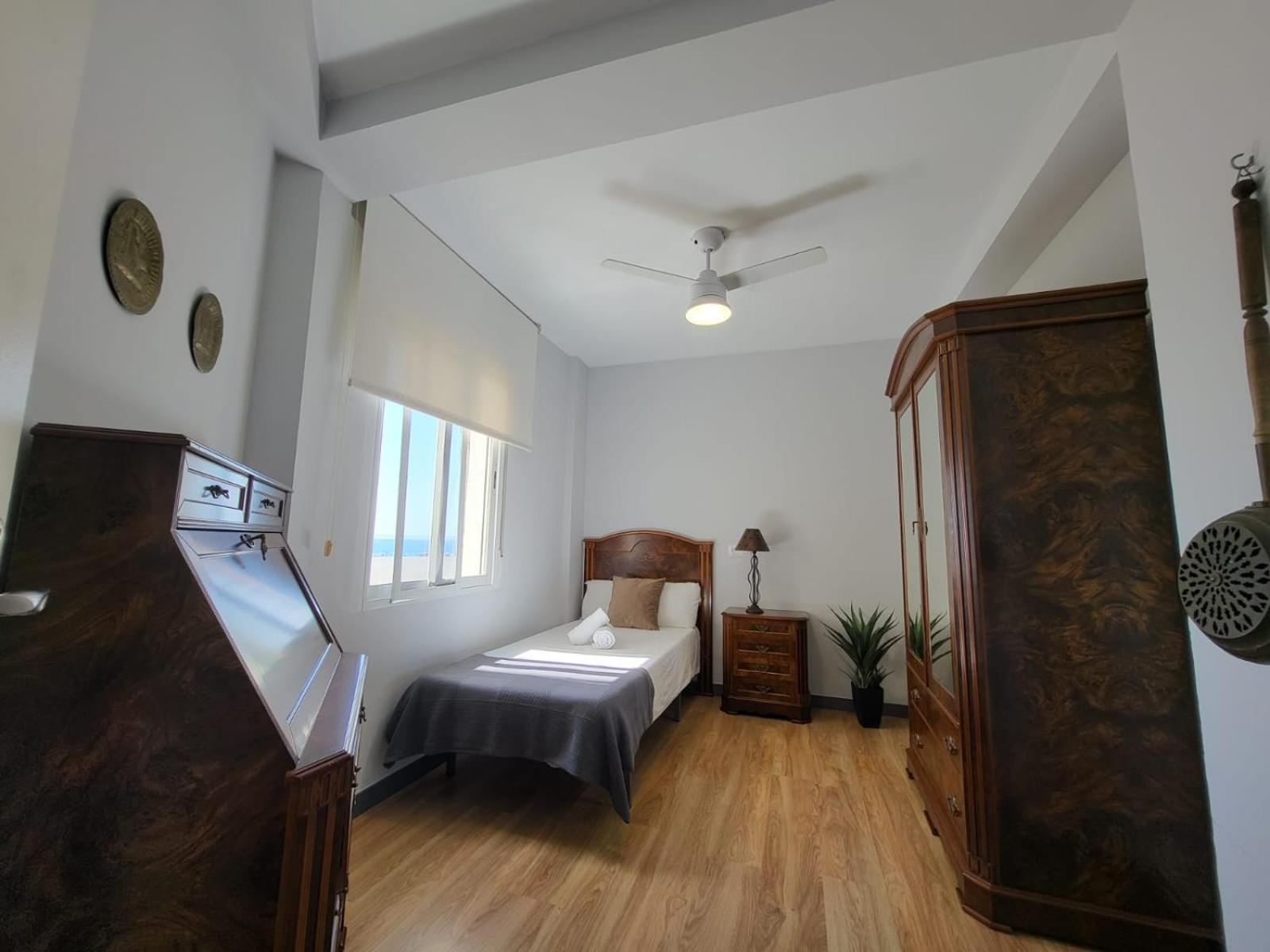Motril, Primera Línea De Playa. Apartamento *