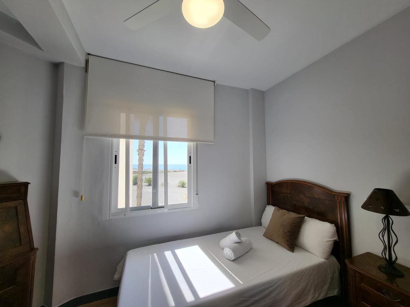 Motril, Primera Línea De Playa. Apartamento Motril