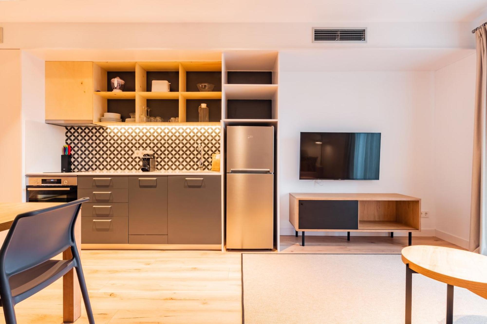 Port Plaza Apartment