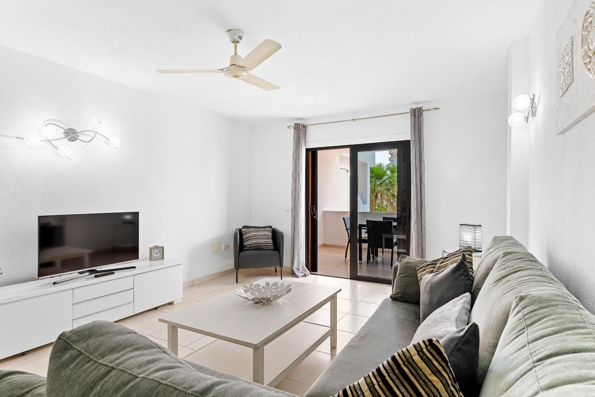 Paloma Apartment *