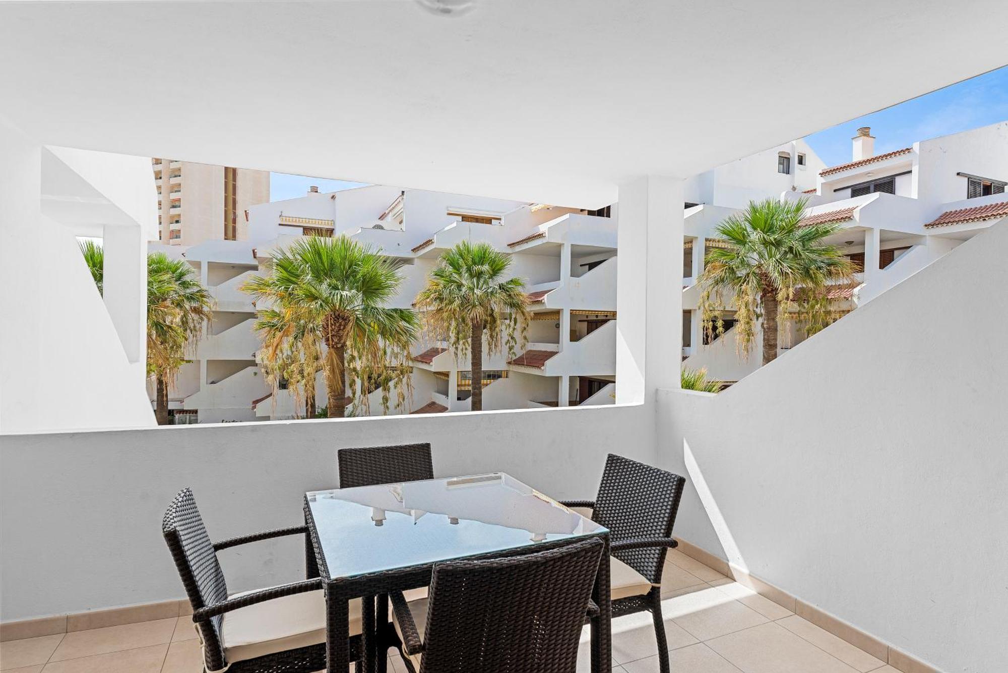 Paloma Apartment