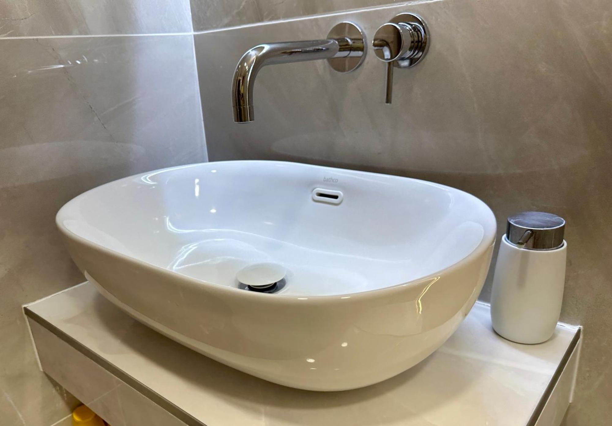 Apartment Luxury Diamond - Ocean View, Big Terraces, Air Con, Wifi *