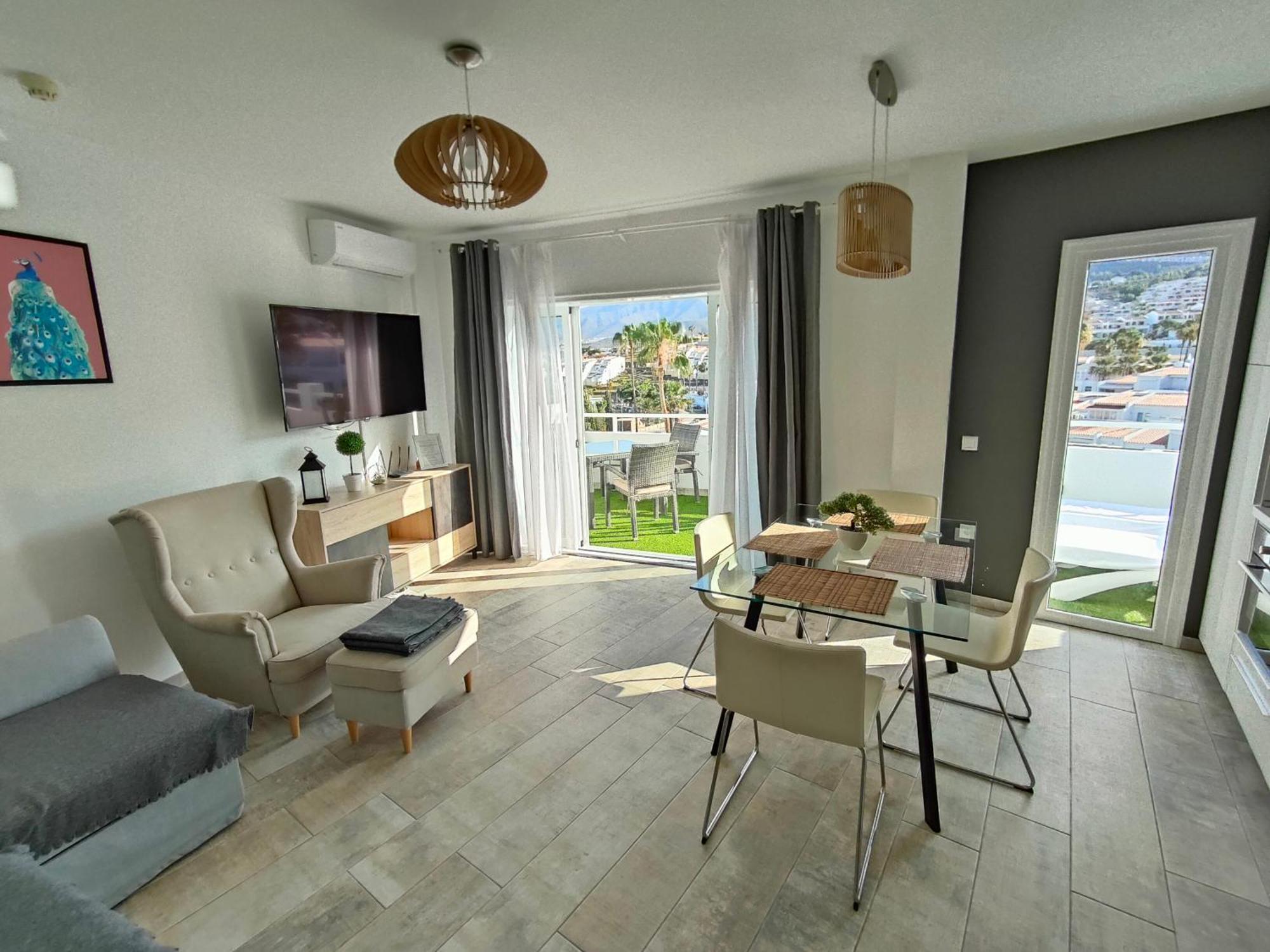 Malibu Park Sol Apartment *