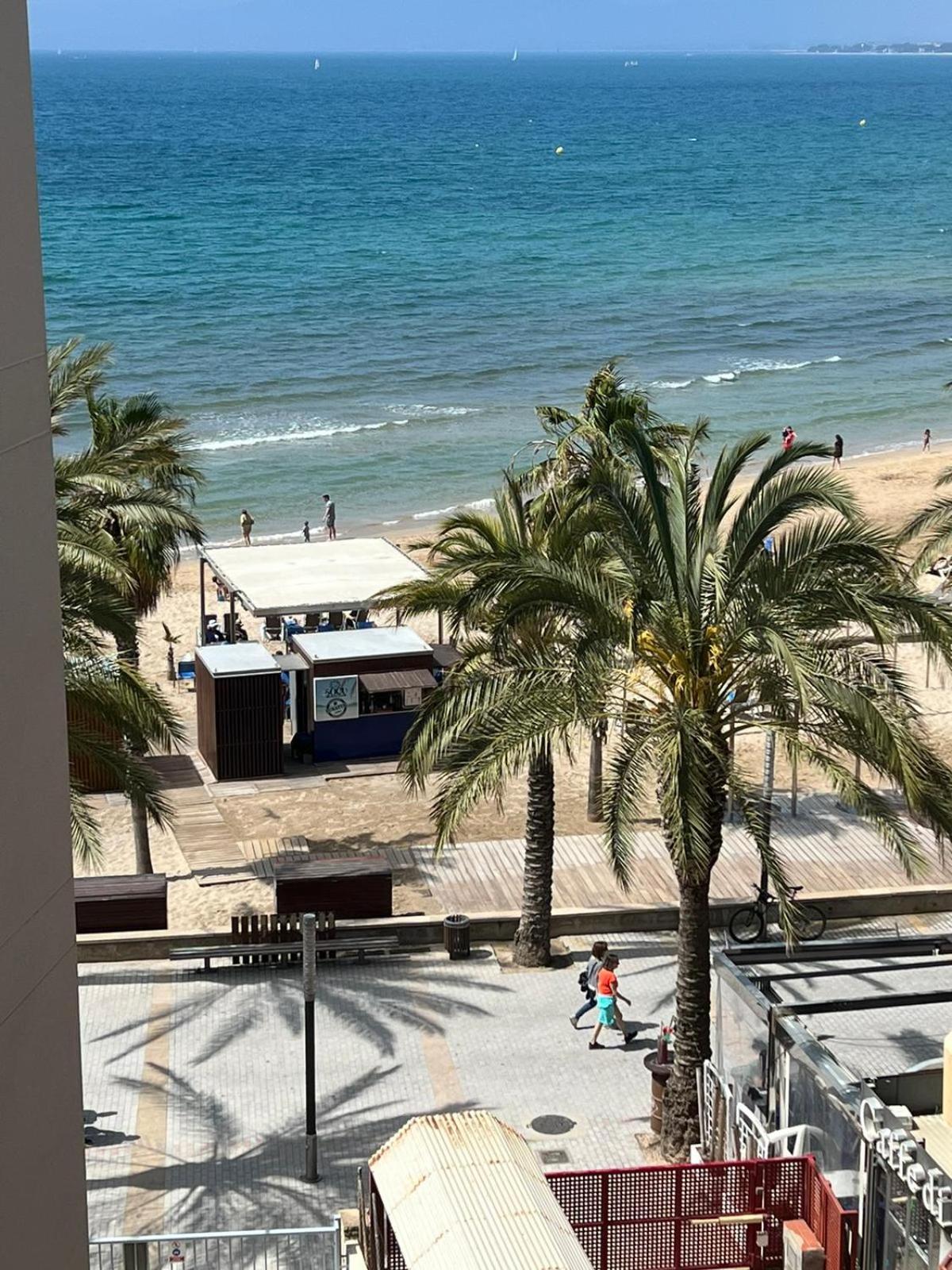 Apartment Beachfront With Sea View Salou
