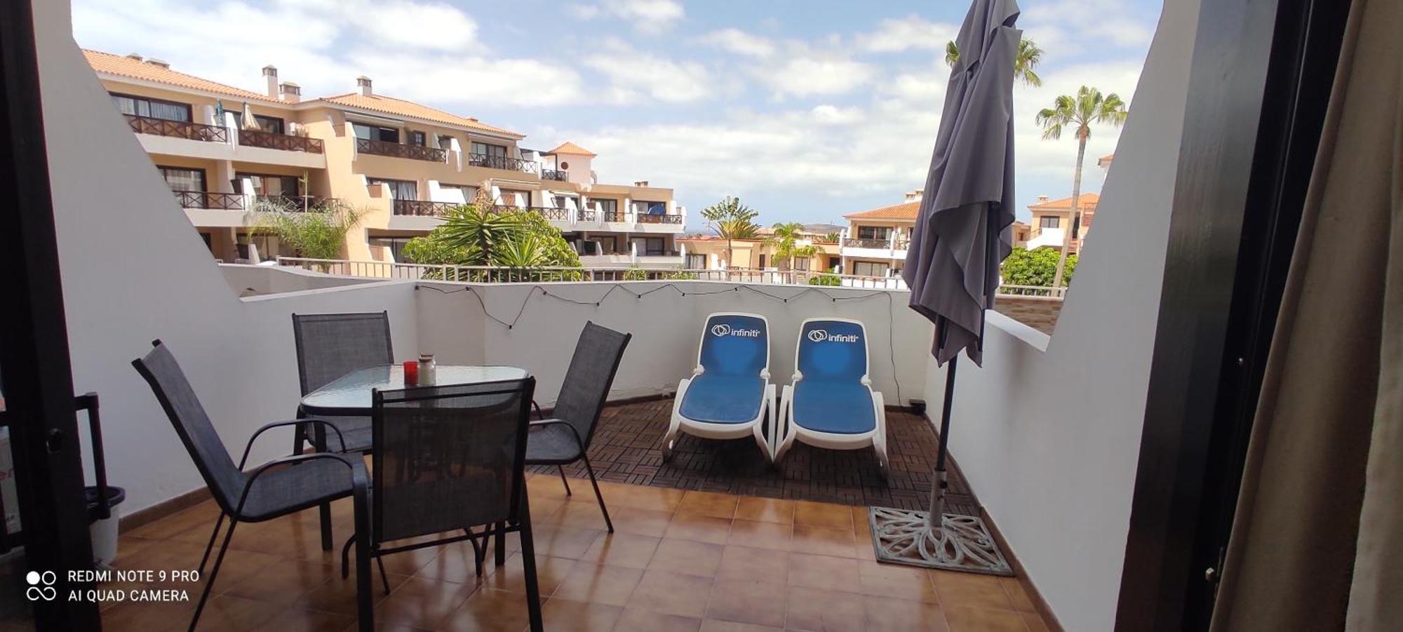 With Pool And Gardens Near The Coast Apartment
