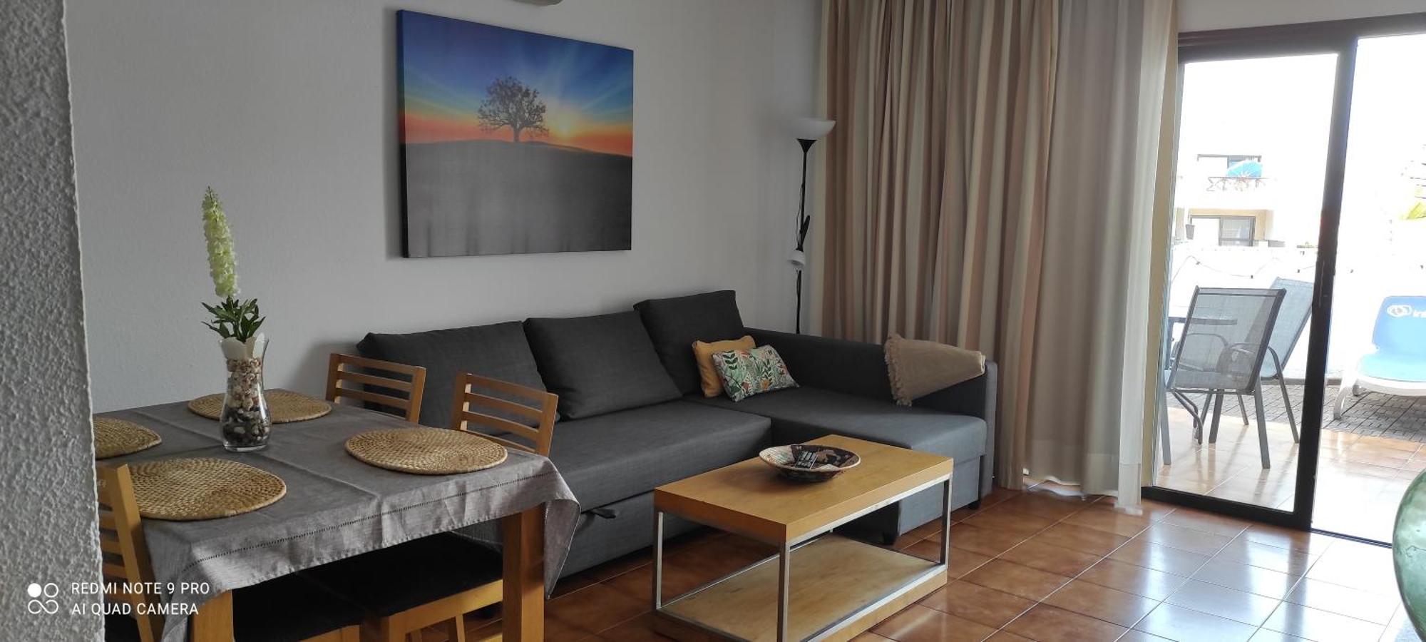 Apartment With Pool And Gardens Near The Coast *