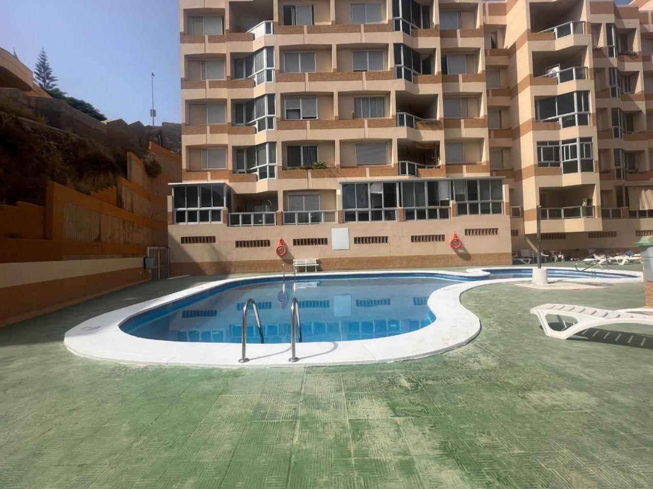 Home2book Sunshine Apartamento Radazul