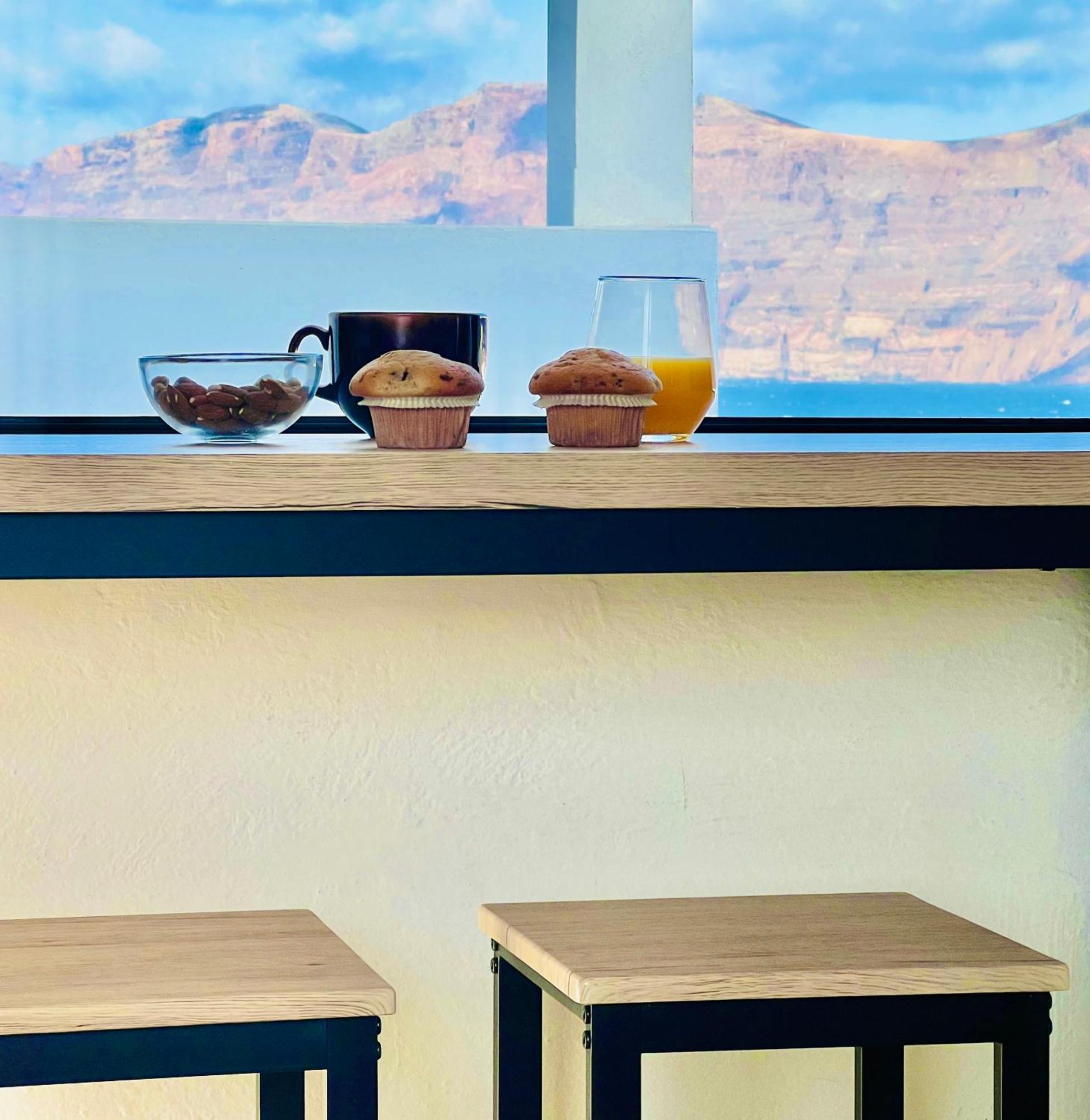 Apartment Canaryislandshost L The Surfers Famara