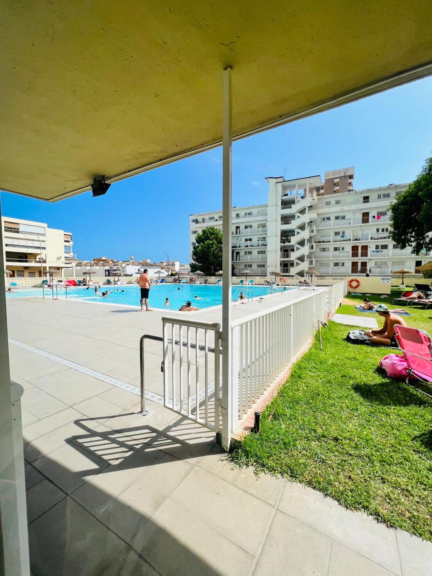 Apartamento Carihuela Nucleo Cristal Torremolinos