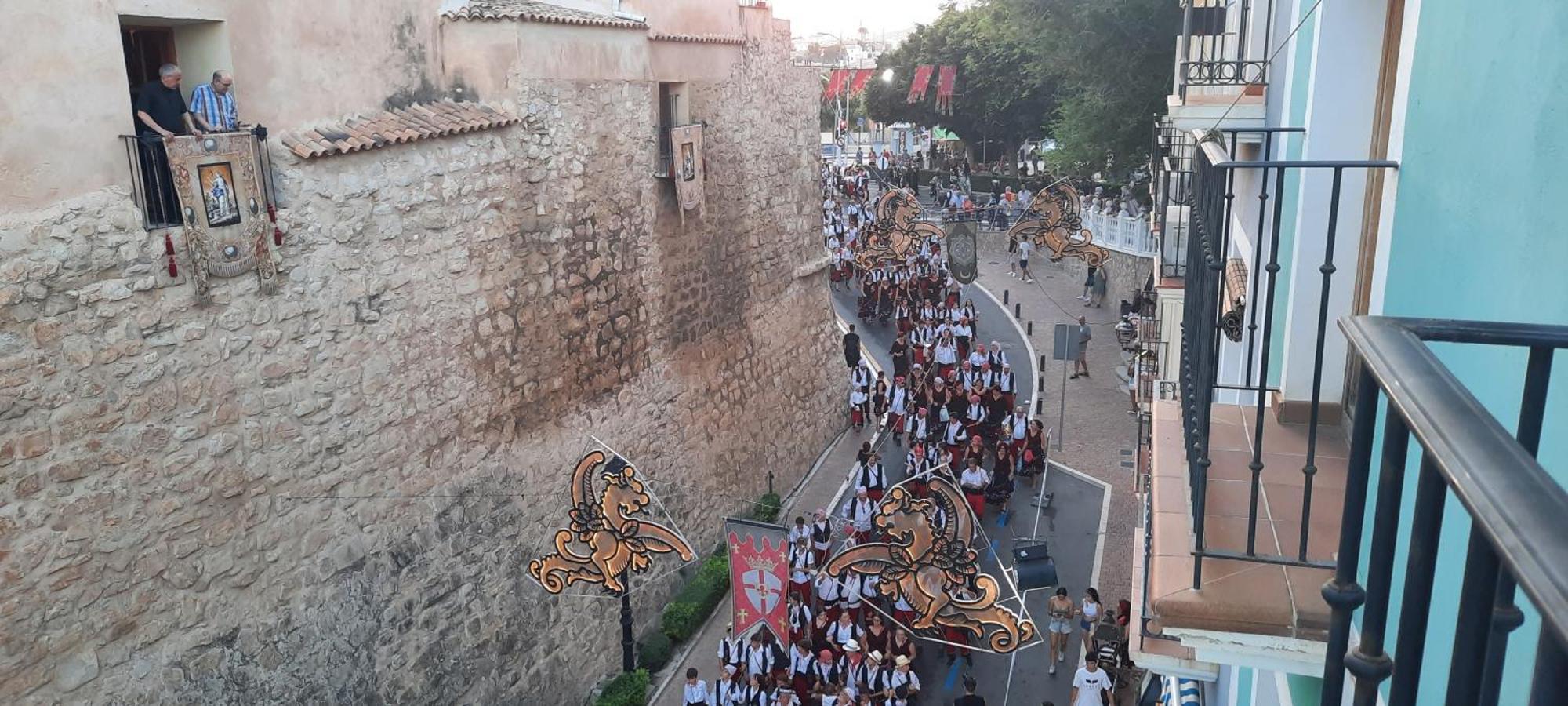 Mu, Situada En La Muralla Del Casco Histórico