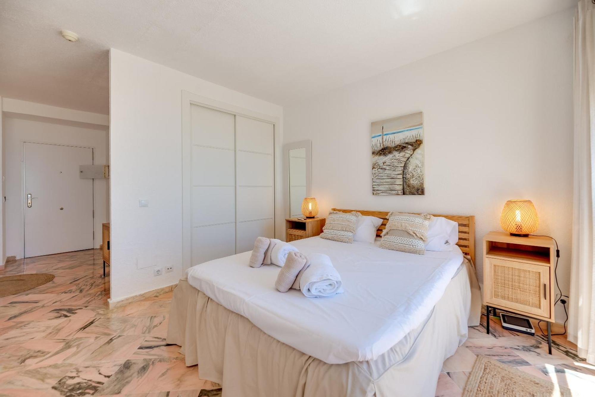 Apartment Sea Front