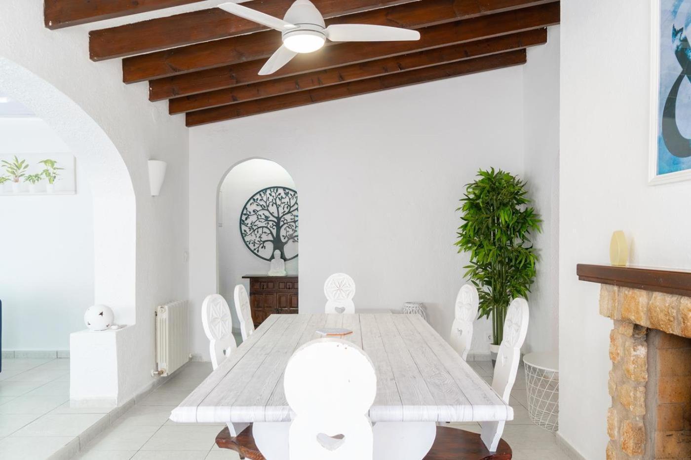 Casa De Suenos - By Aldertons Villa