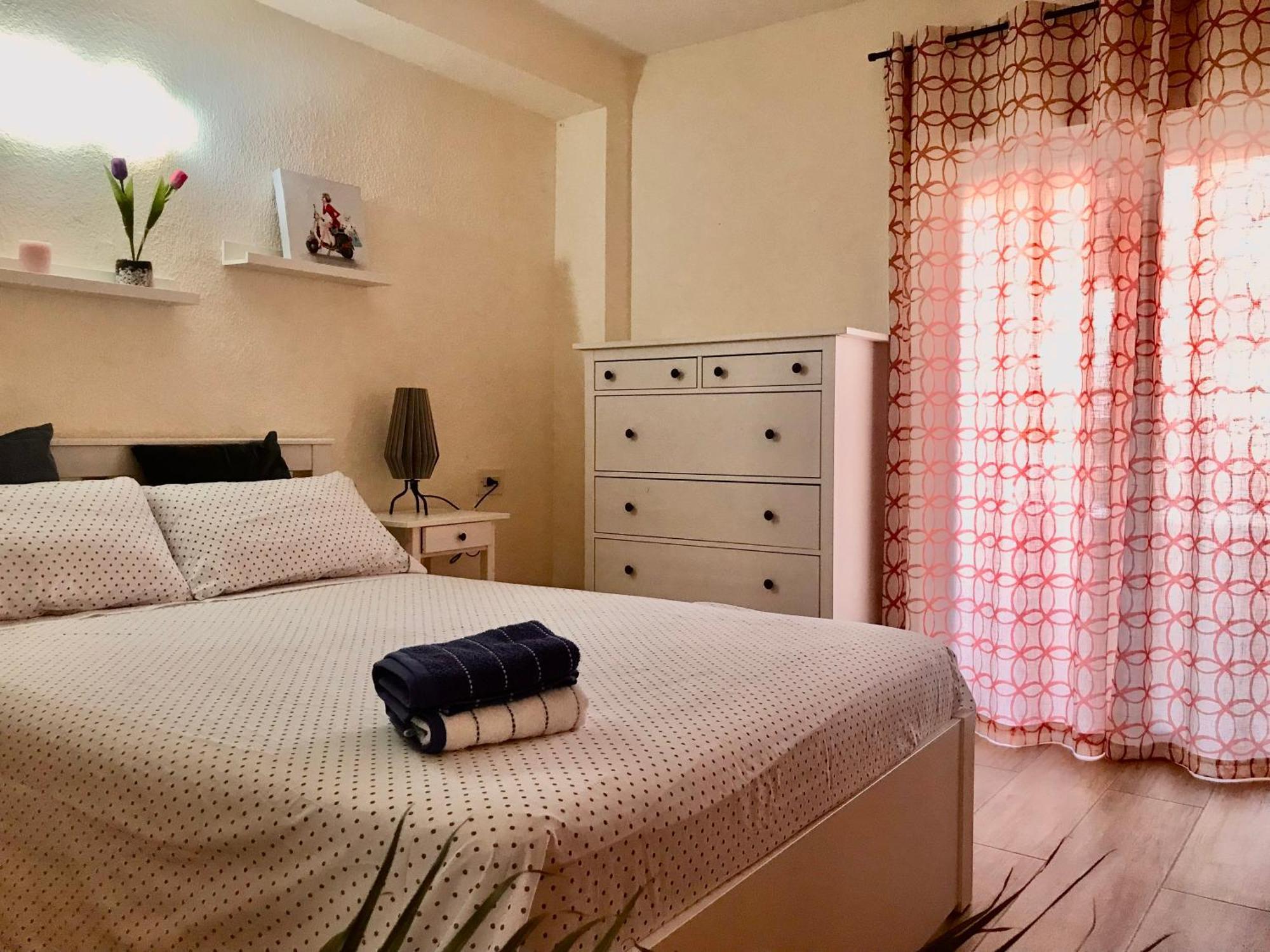 Apartamento 2 Dormitorios En Primera Linea De Playa San Cristobal * Almuñécar