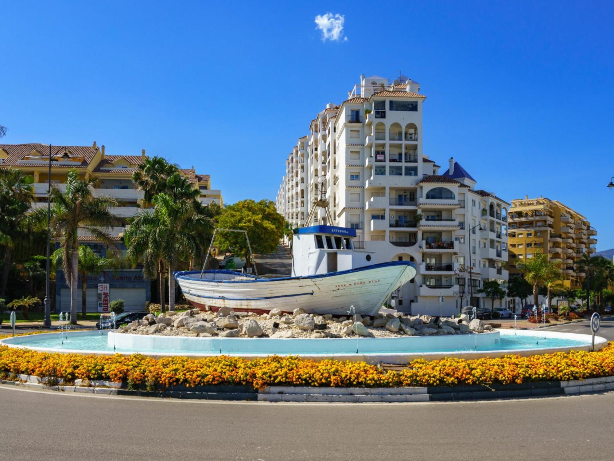 Marina Bay-2 By Interhome